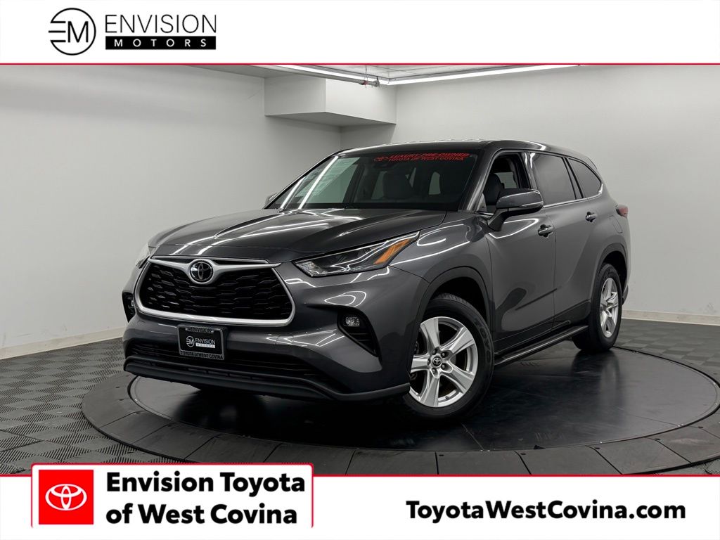 2022 Toyota Highlander LE 4x2 V6's photo