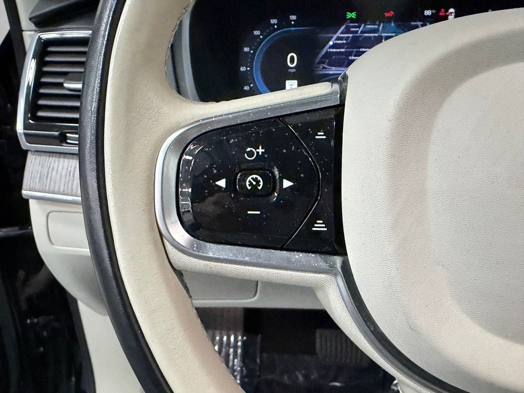 2023 Volvo XC90 Plus - Photo 32