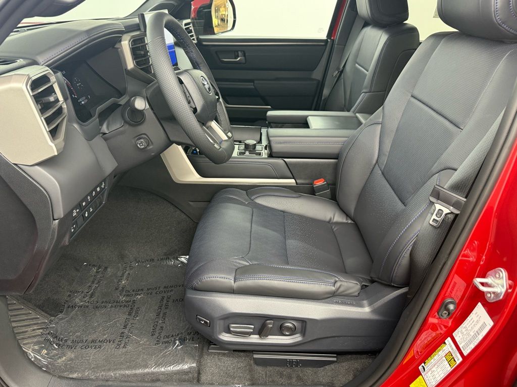 2026 Toyota Tundra Platinum - Photo 16