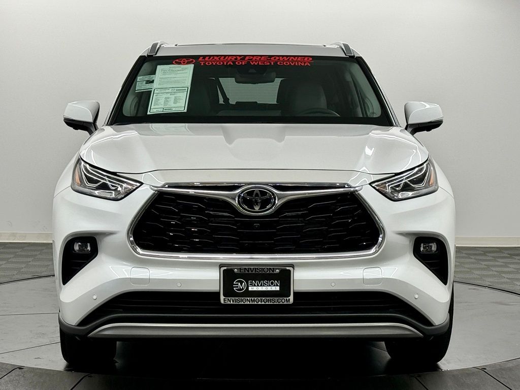 2026 Toyota Highlander Platinum - Photo 6