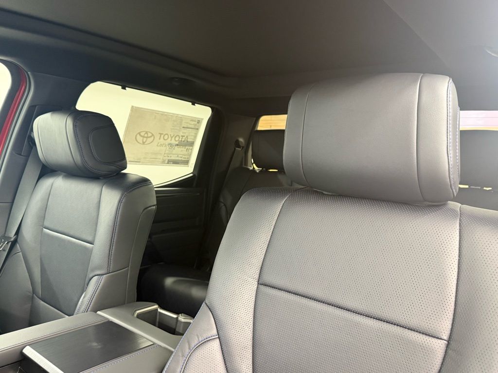 2026 Toyota Tundra Platinum - Photo 18