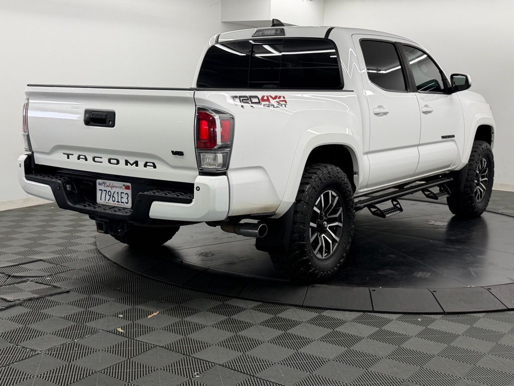 2021 Toyota Tacoma TRD Sport - Photo 10