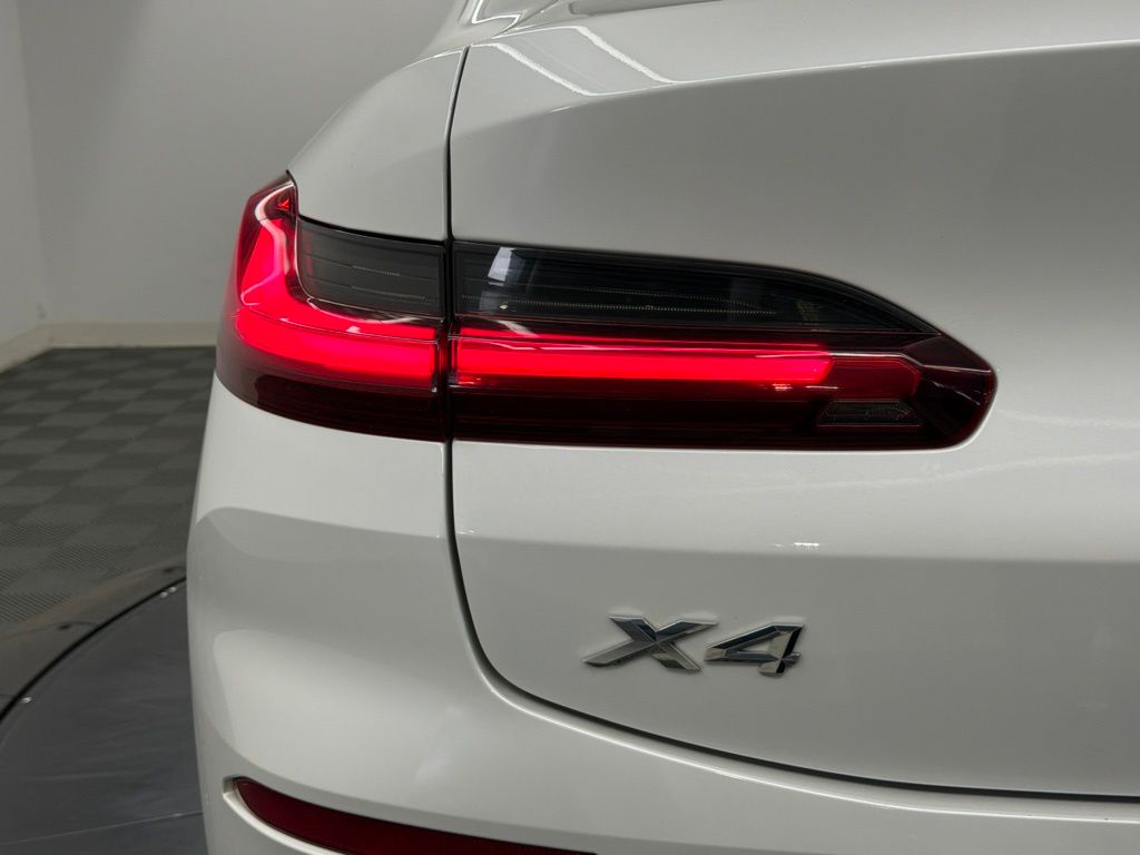 2023 BMW X4 30i - Photo 13