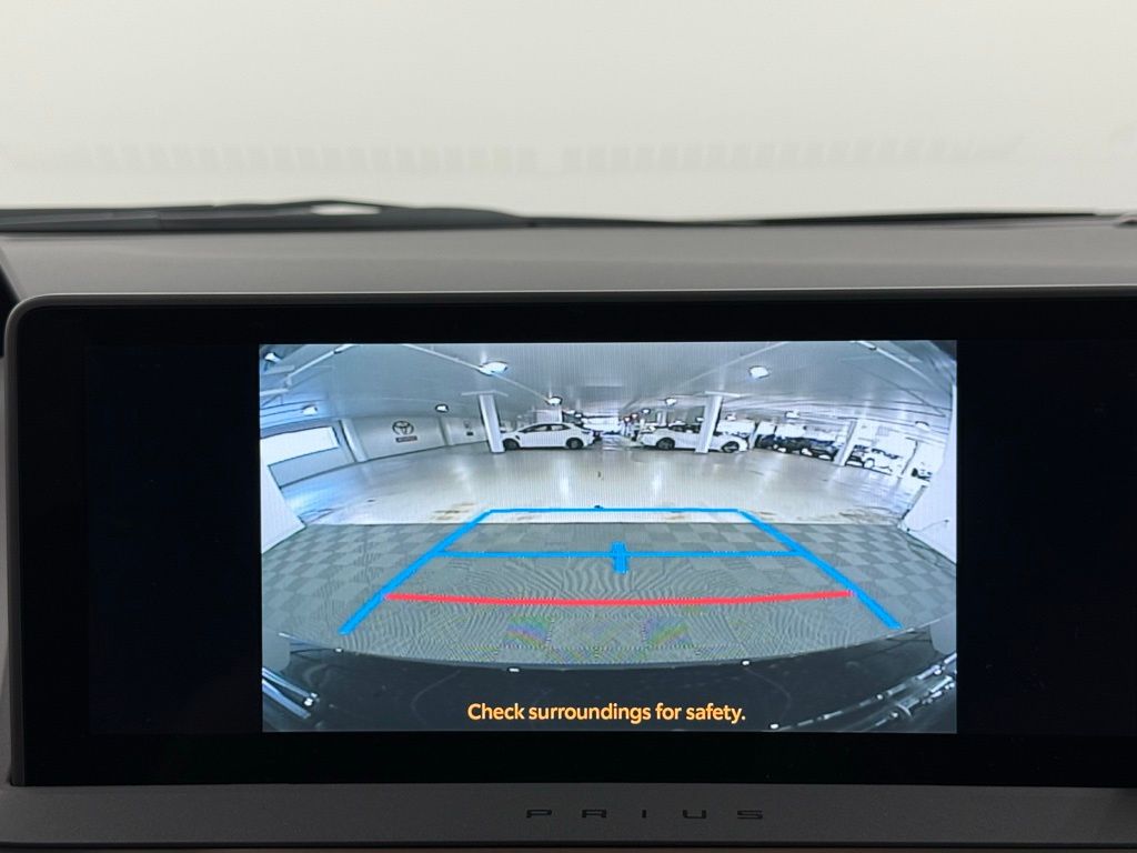 2026 Toyota Prius XLE - Photo 25