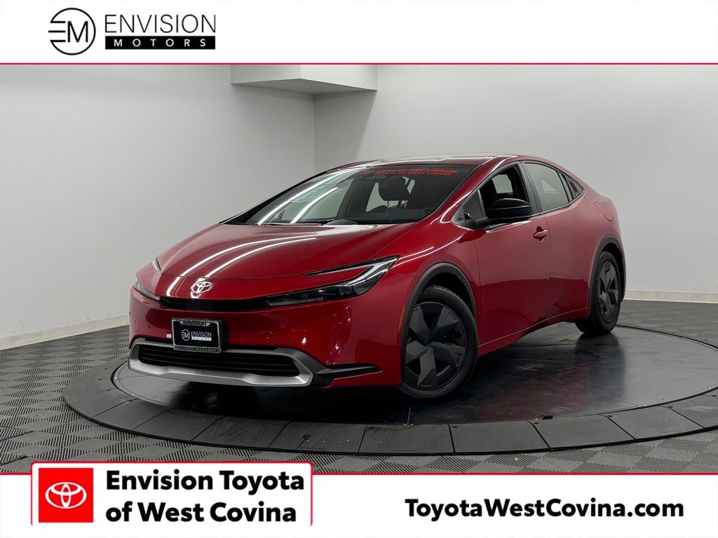 2025 Toyota Prius SE Plug-in Hybrid's photo