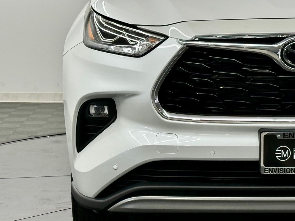 2026 Toyota Highlander Platinum - Photo 9