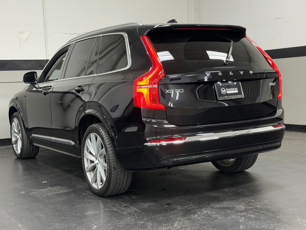 2023 Volvo XC90 Plus - Photo 13