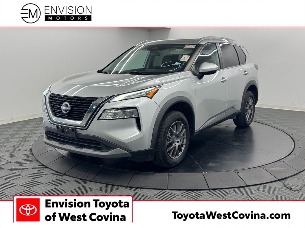 2022 Nissan Rogue SV AWD's photo