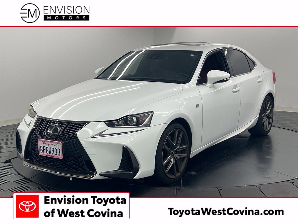 2020 Lexus IS