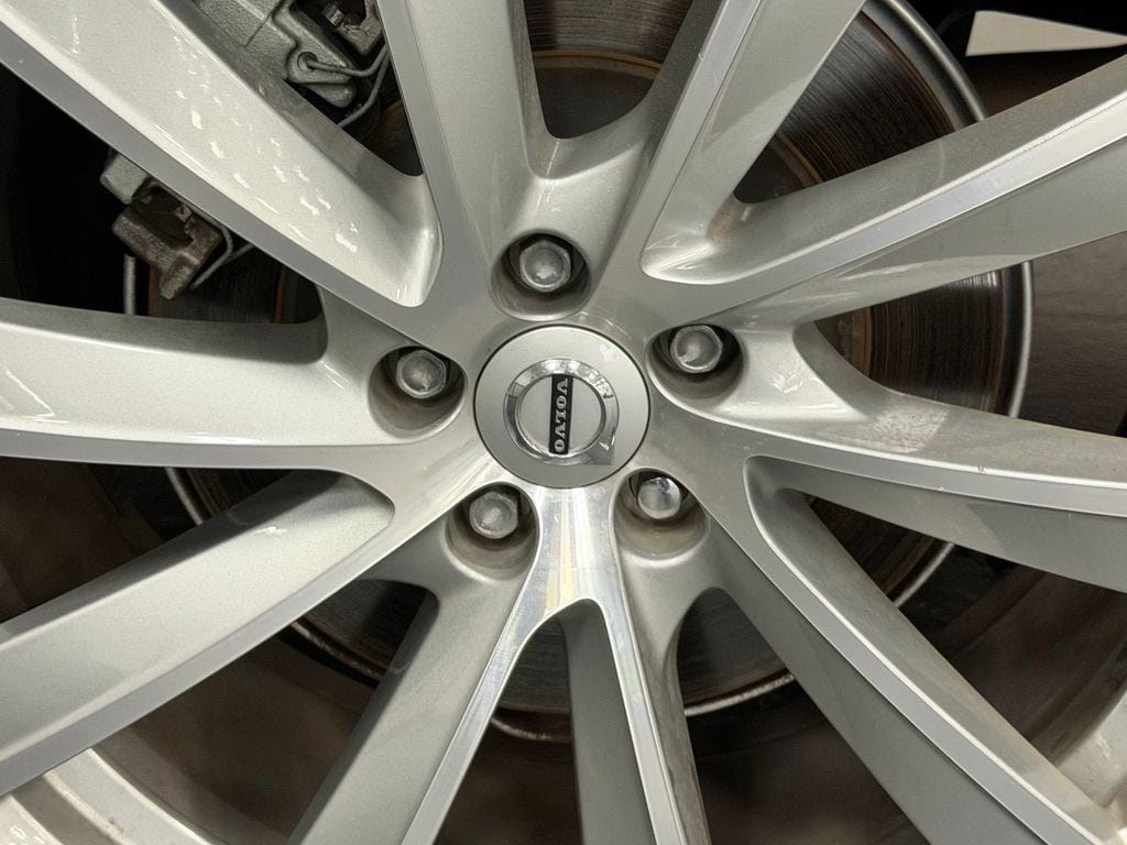 2023 Volvo XC90 Plus - Photo 21
