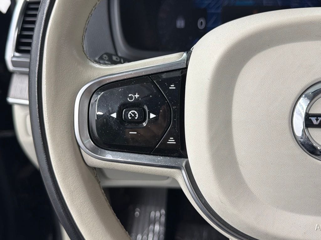 2023 Volvo XC90 Plus - Photo 28