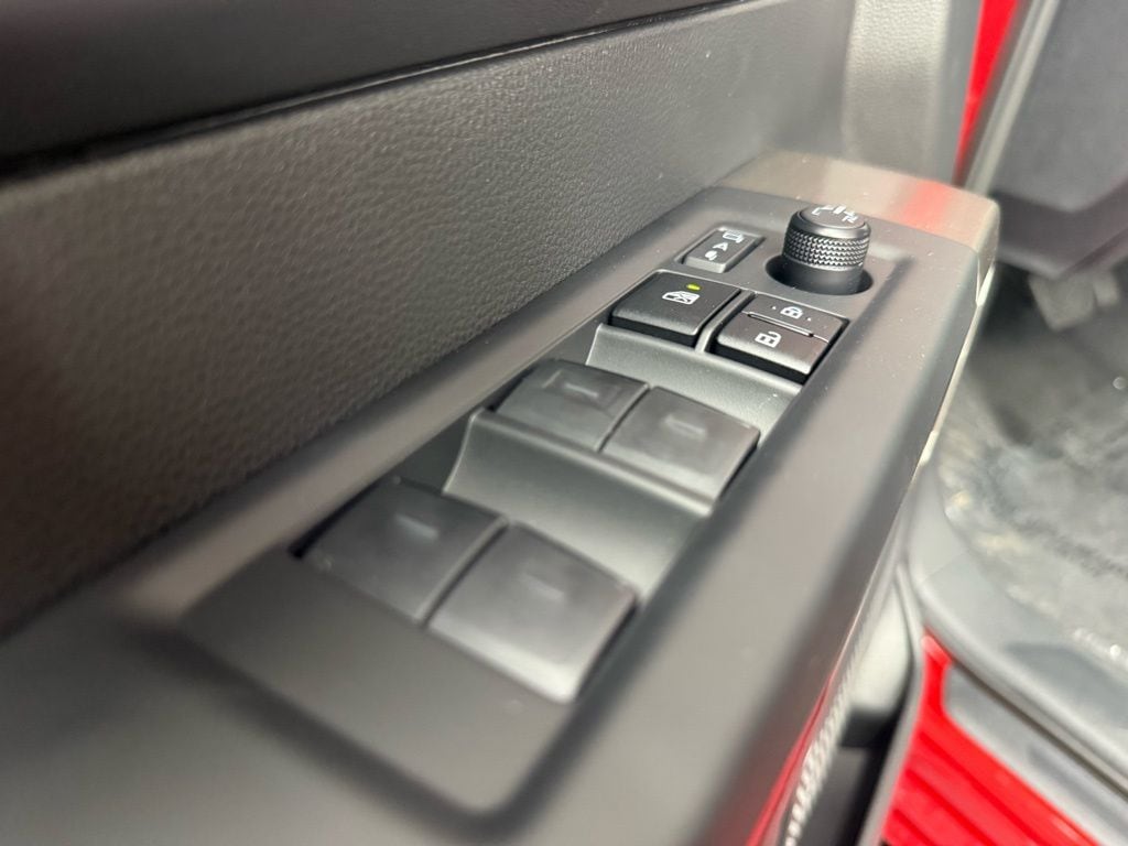 2026 Toyota Tundra Platinum - Photo 14
