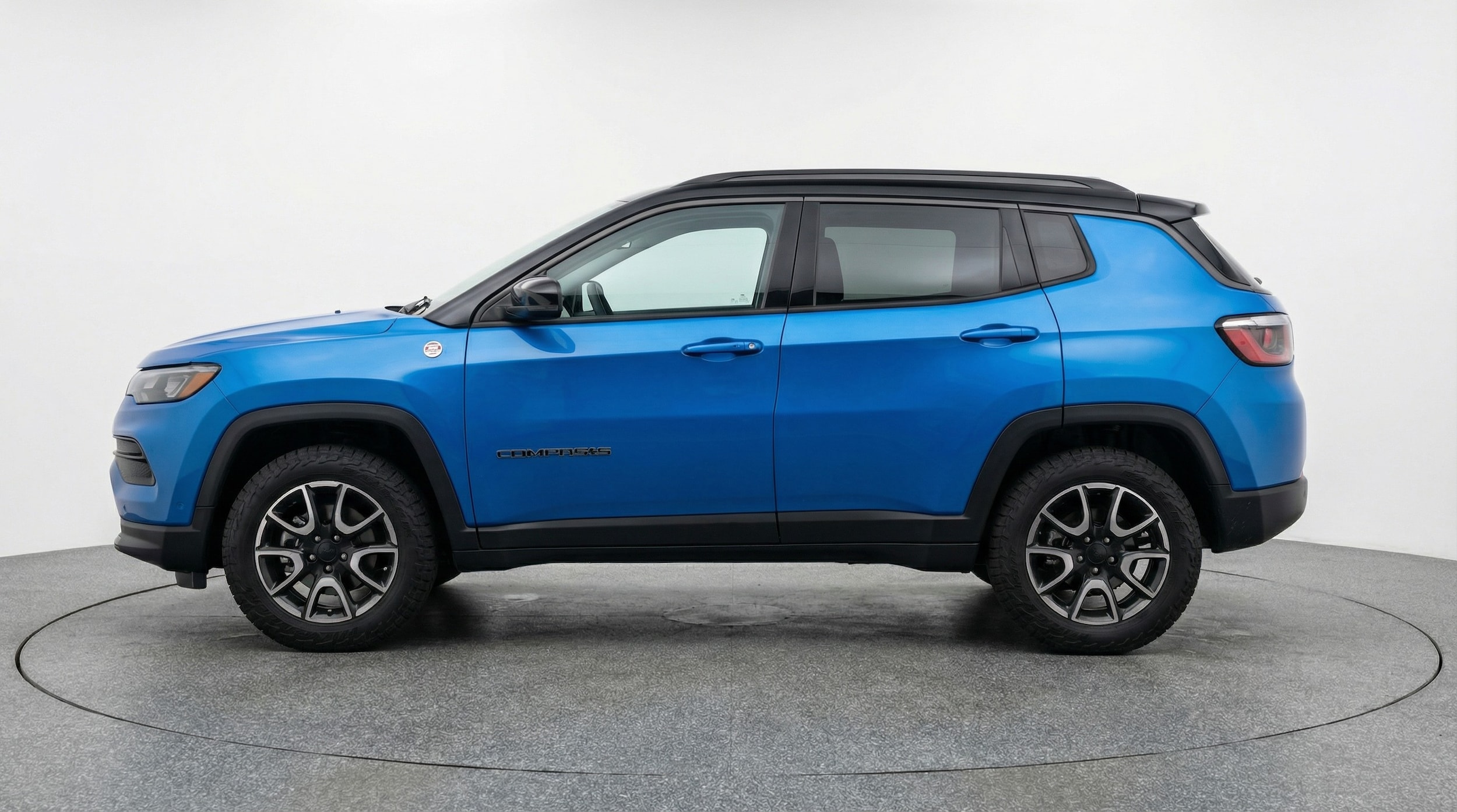 Thumbnail: 2025 Jeep Compass - 4