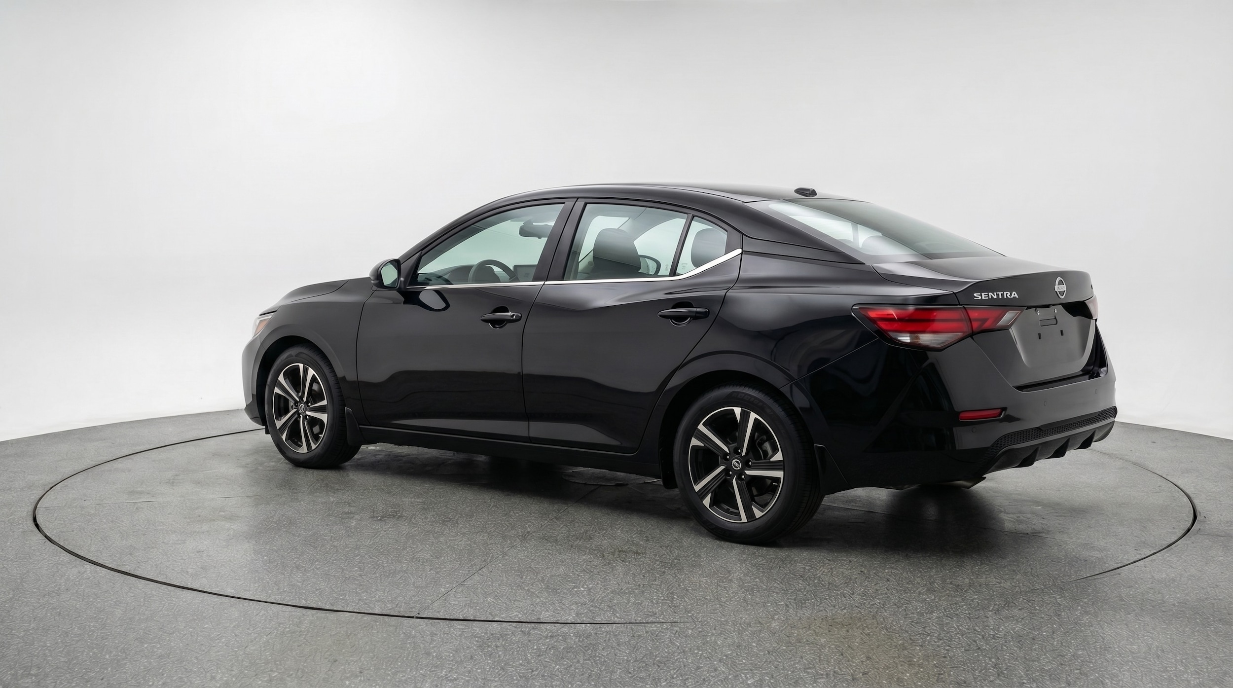 Thumbnail: 2025 Nissan Sentra - 5