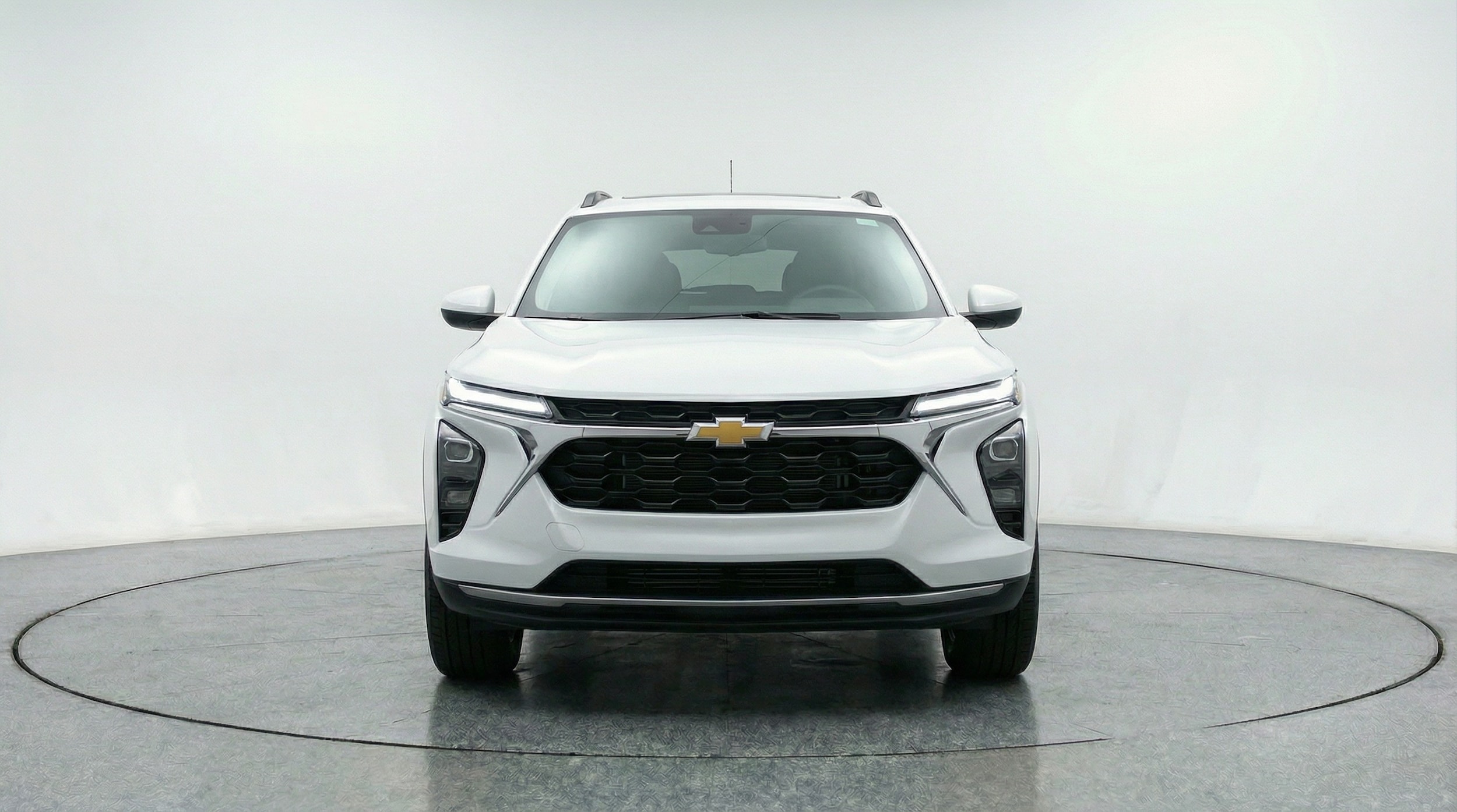 Thumbnail: 2025 Chevrolet Trax - 2