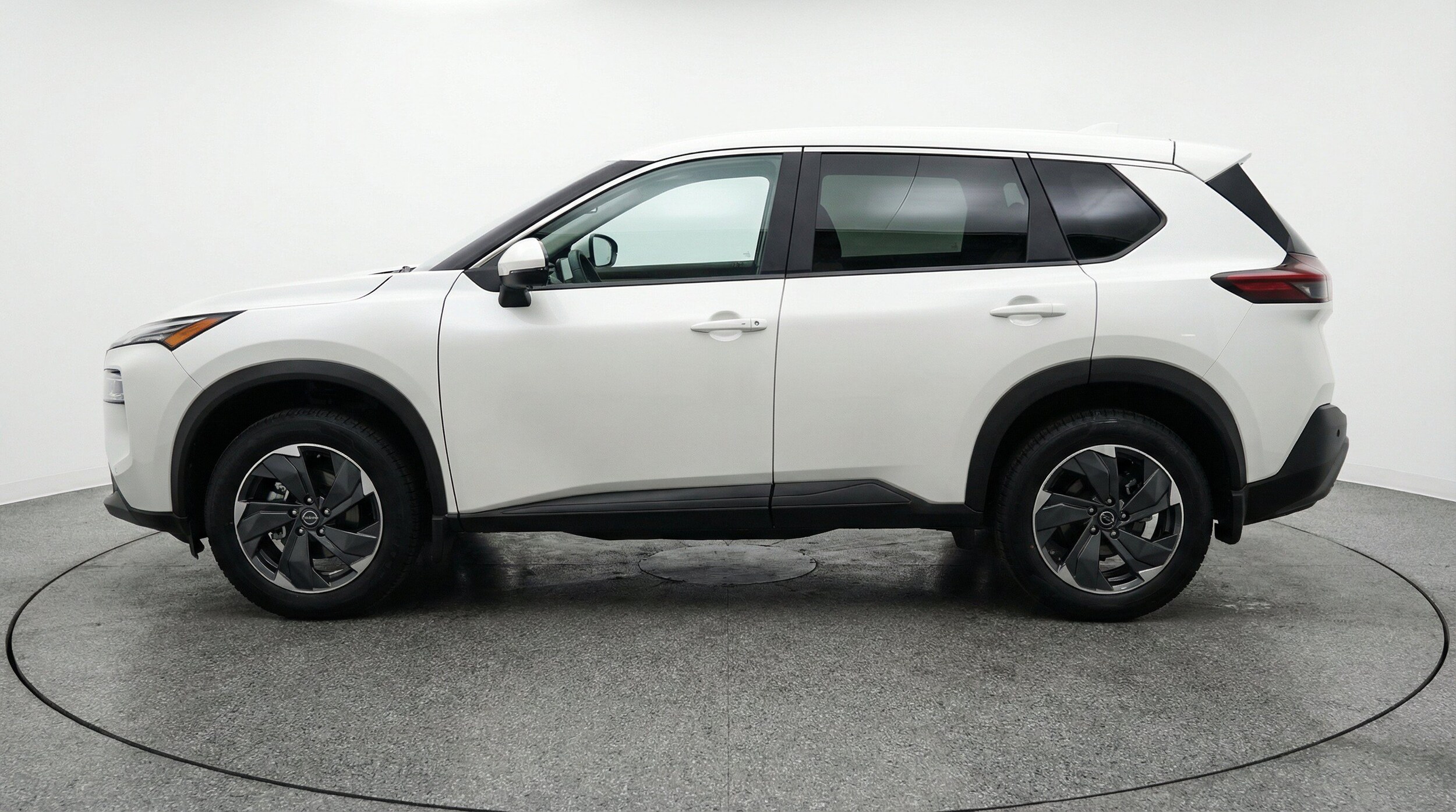 Thumbnail: 2025 Nissan Rogue - 5
