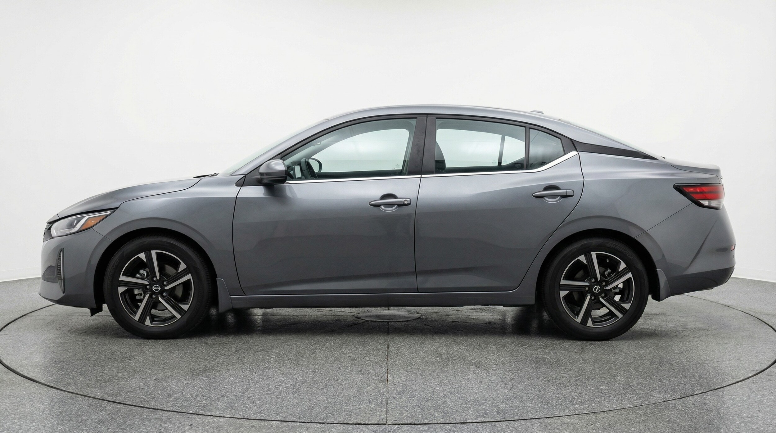 Thumbnail: 2025 Nissan Sentra - 4