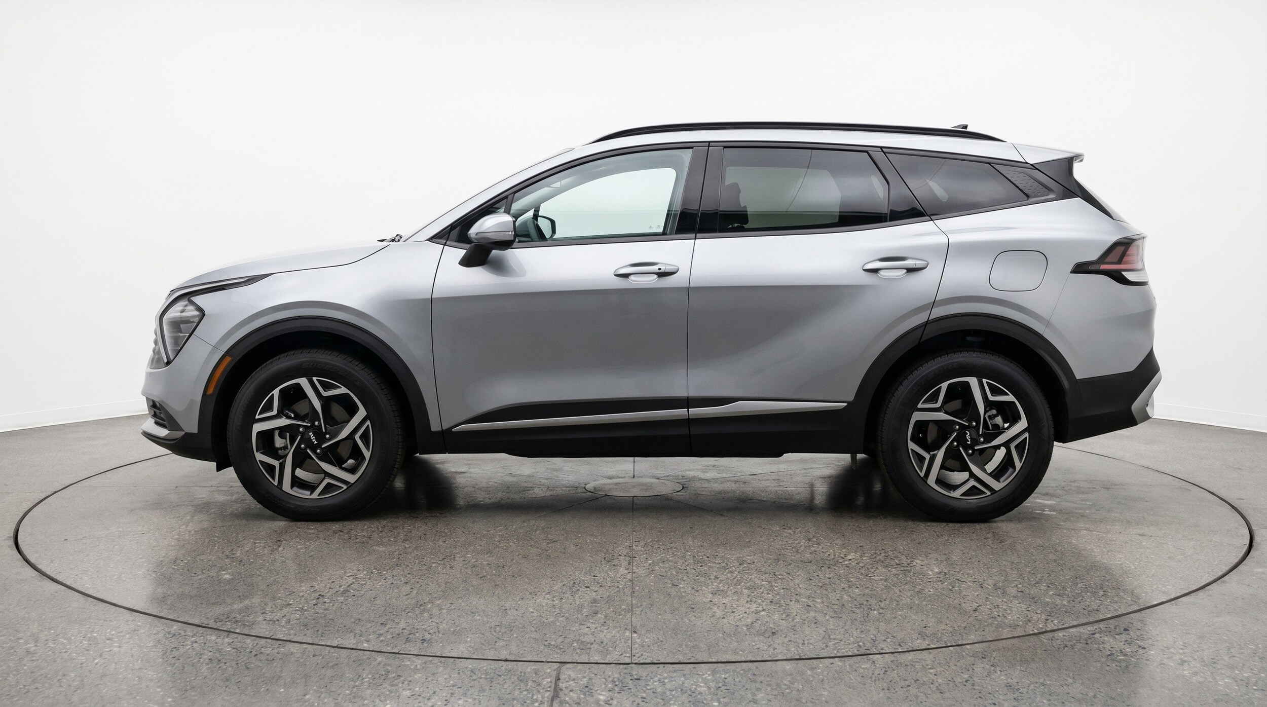 Thumbnail: 2025 Kia Sportage - 5