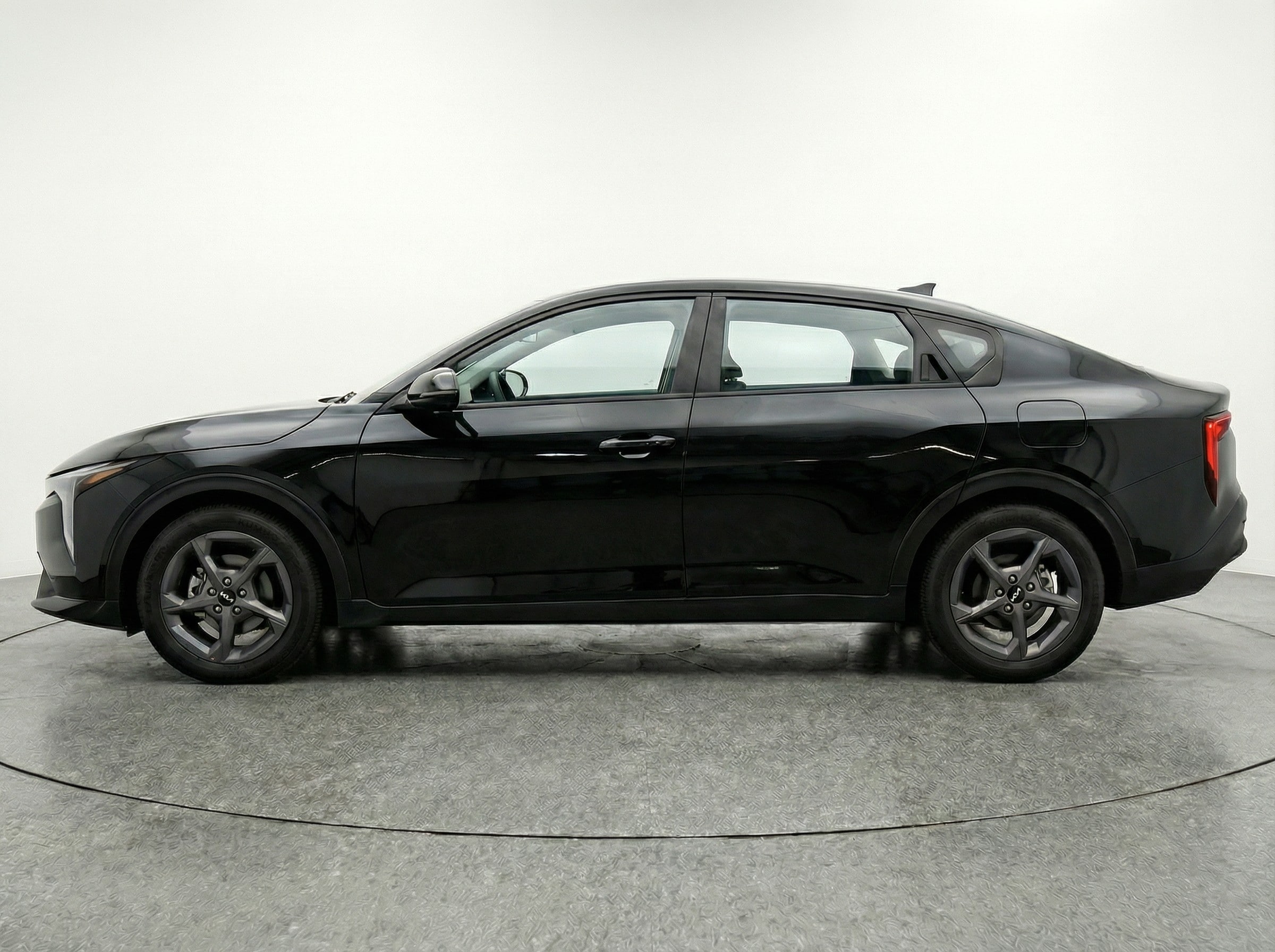 Thumbnail: 2025 Kia K4 - 4