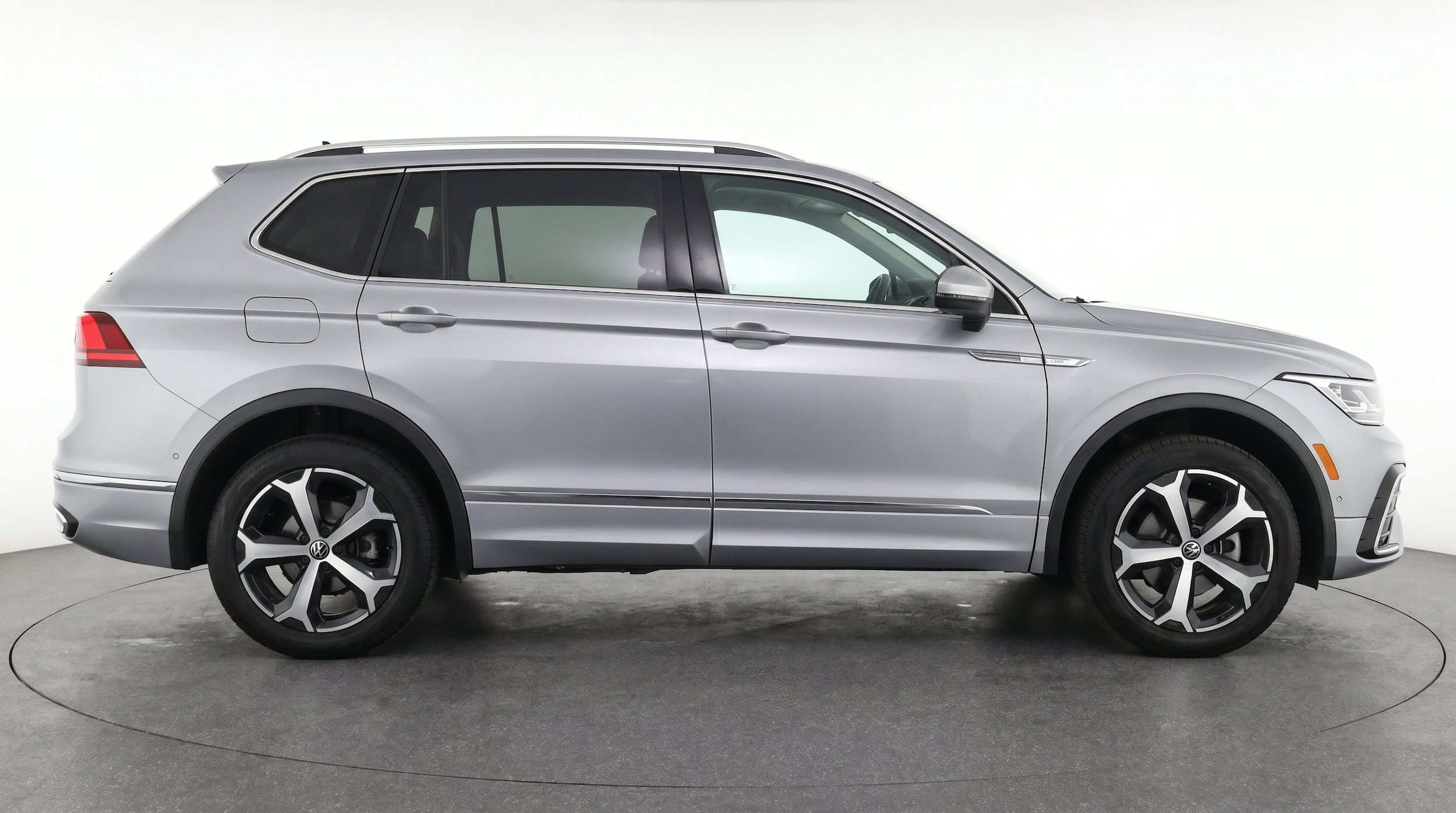 Thumbnail: 2026 Volkswagen Tiguan - 11