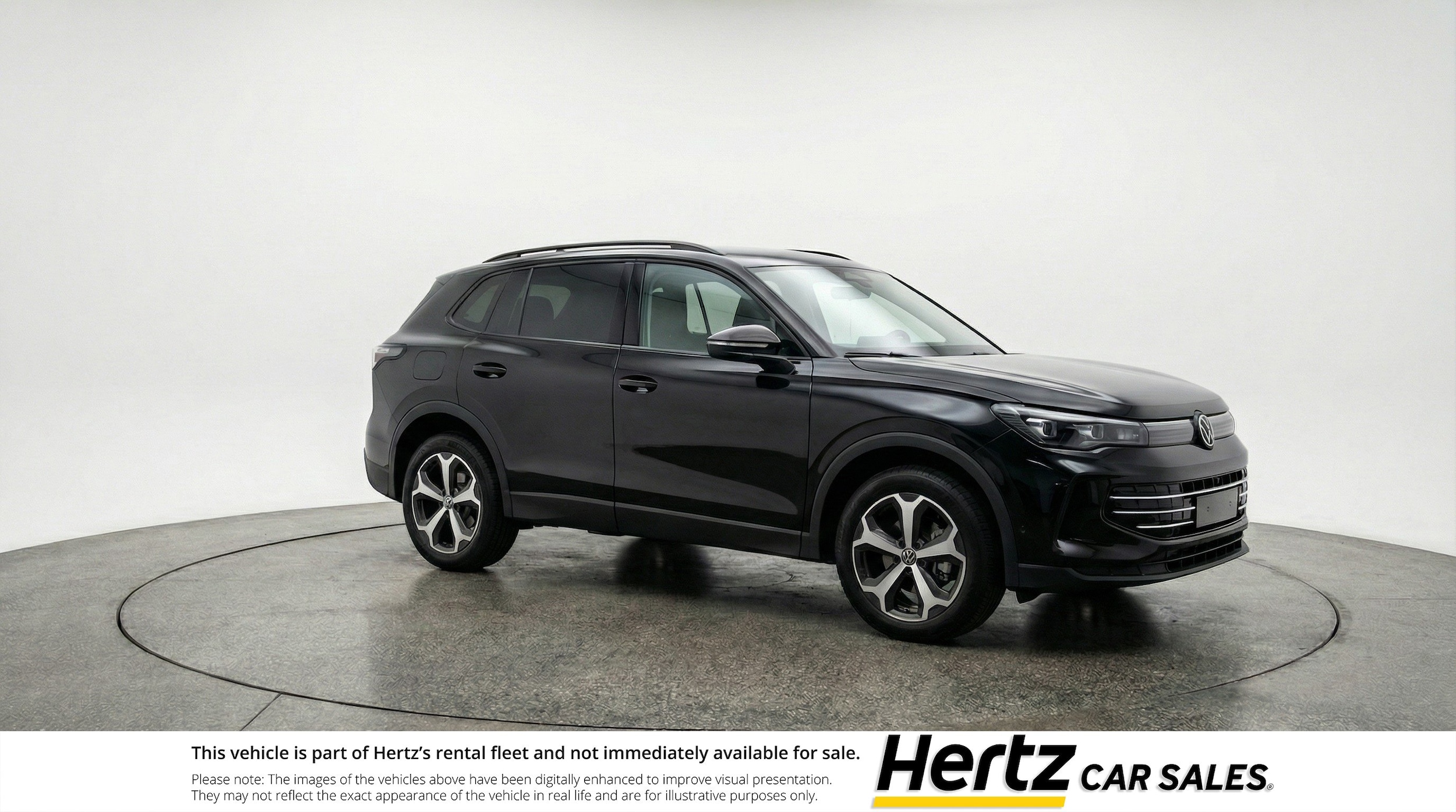Thumbnail: 2026 Volkswagen Tiguan - 1