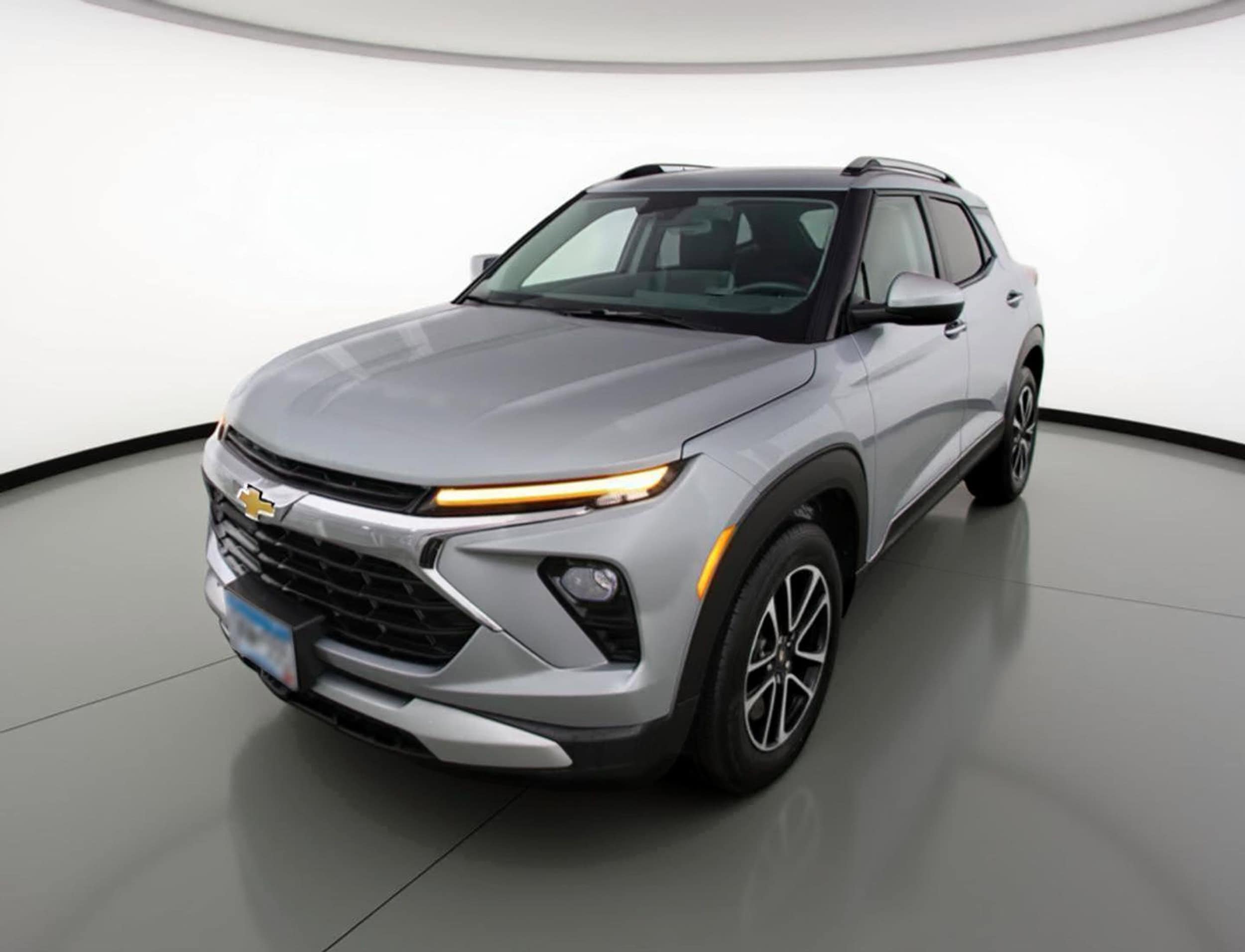 Thumbnail: 2025 Chevrolet TrailBlazer - 3