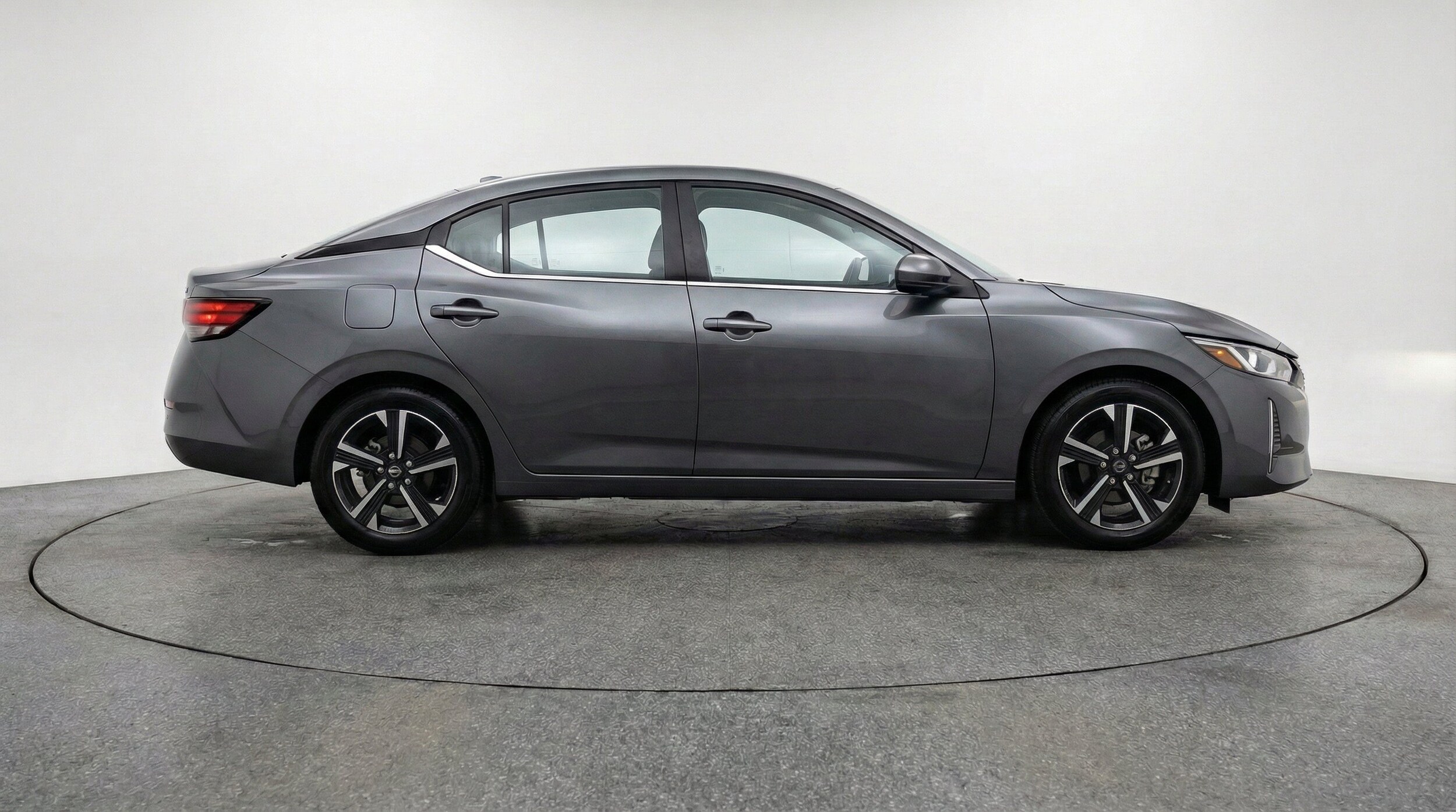 Thumbnail: 2025 Nissan Sentra - 11