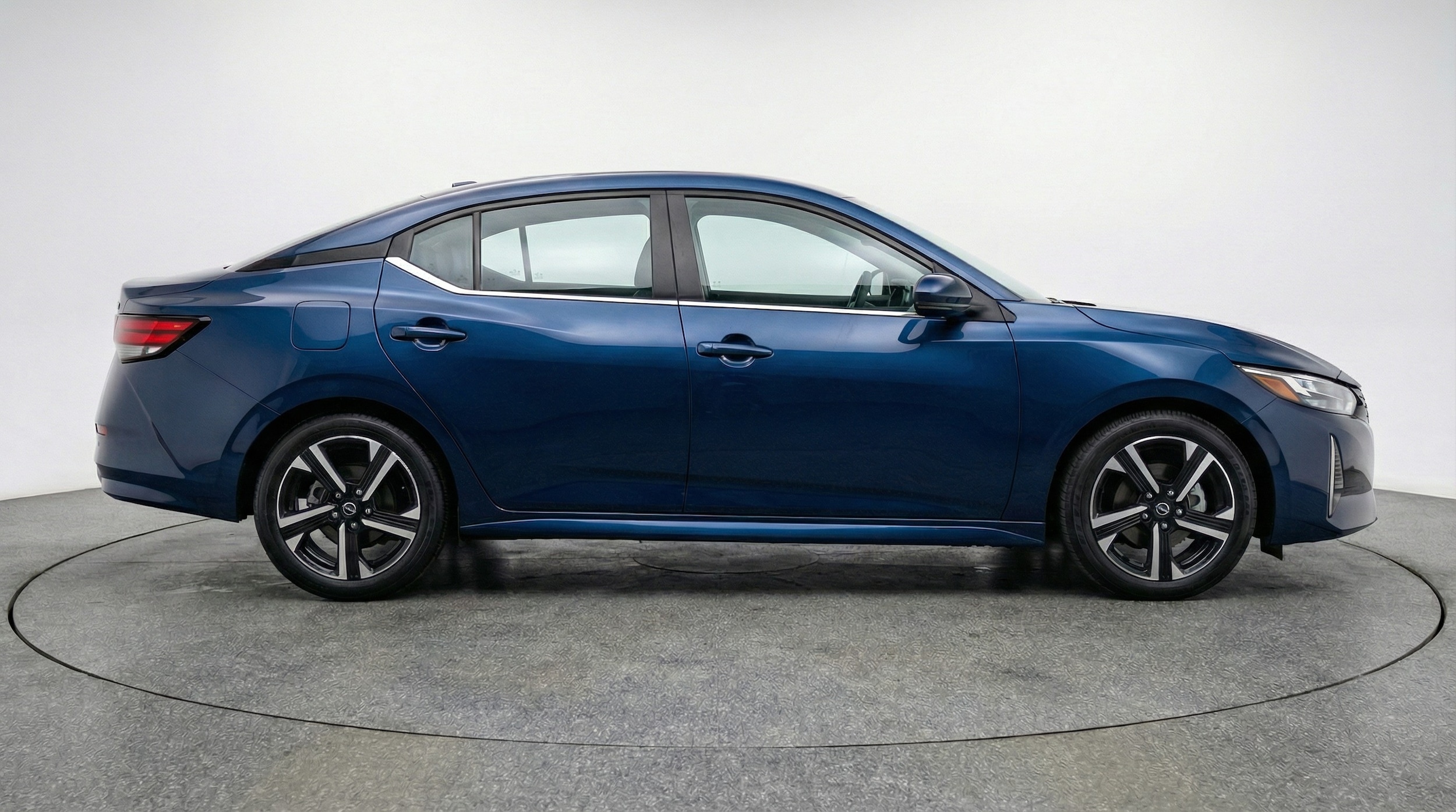 Thumbnail: 2025 Nissan Sentra - 8