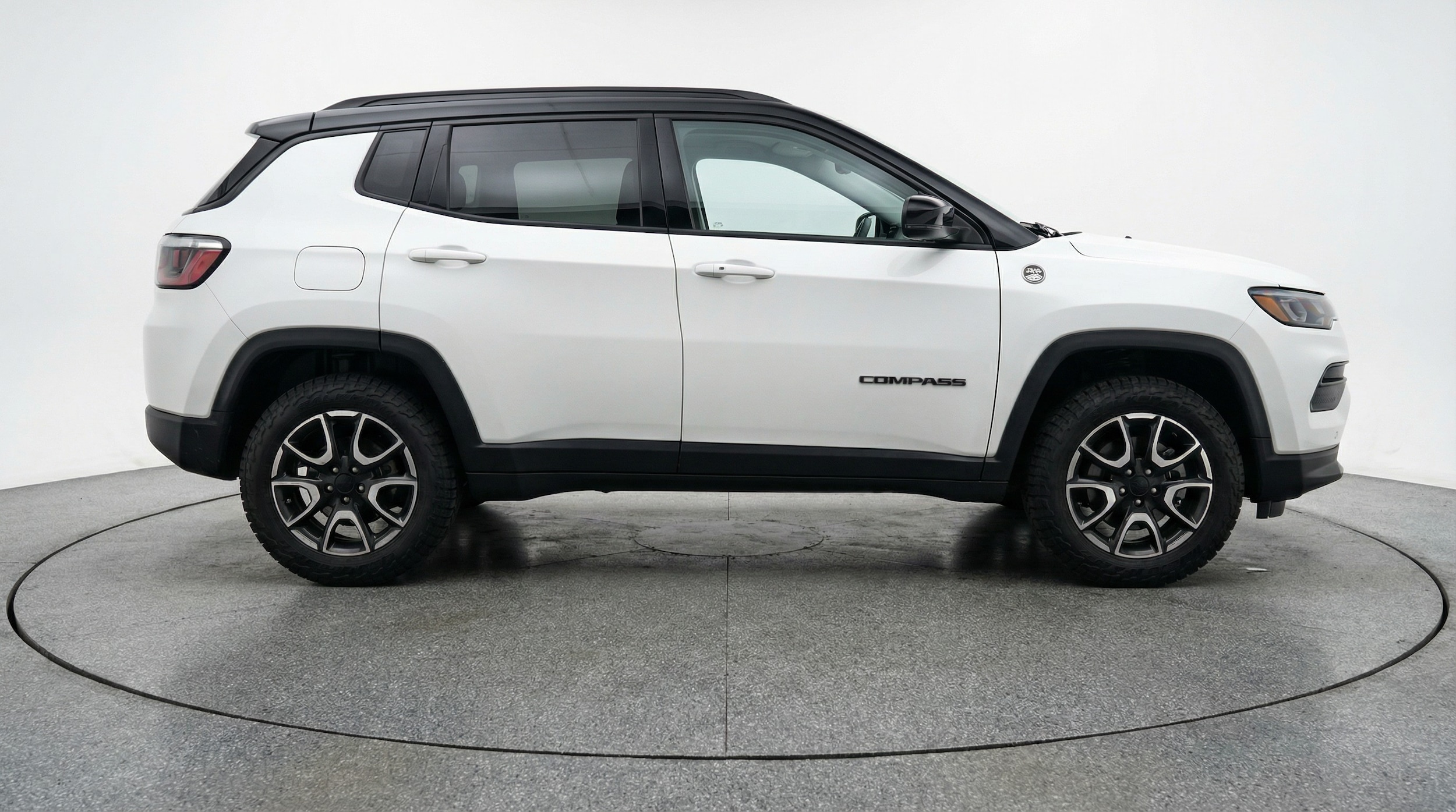 Thumbnail: 2025 Jeep Compass - 8