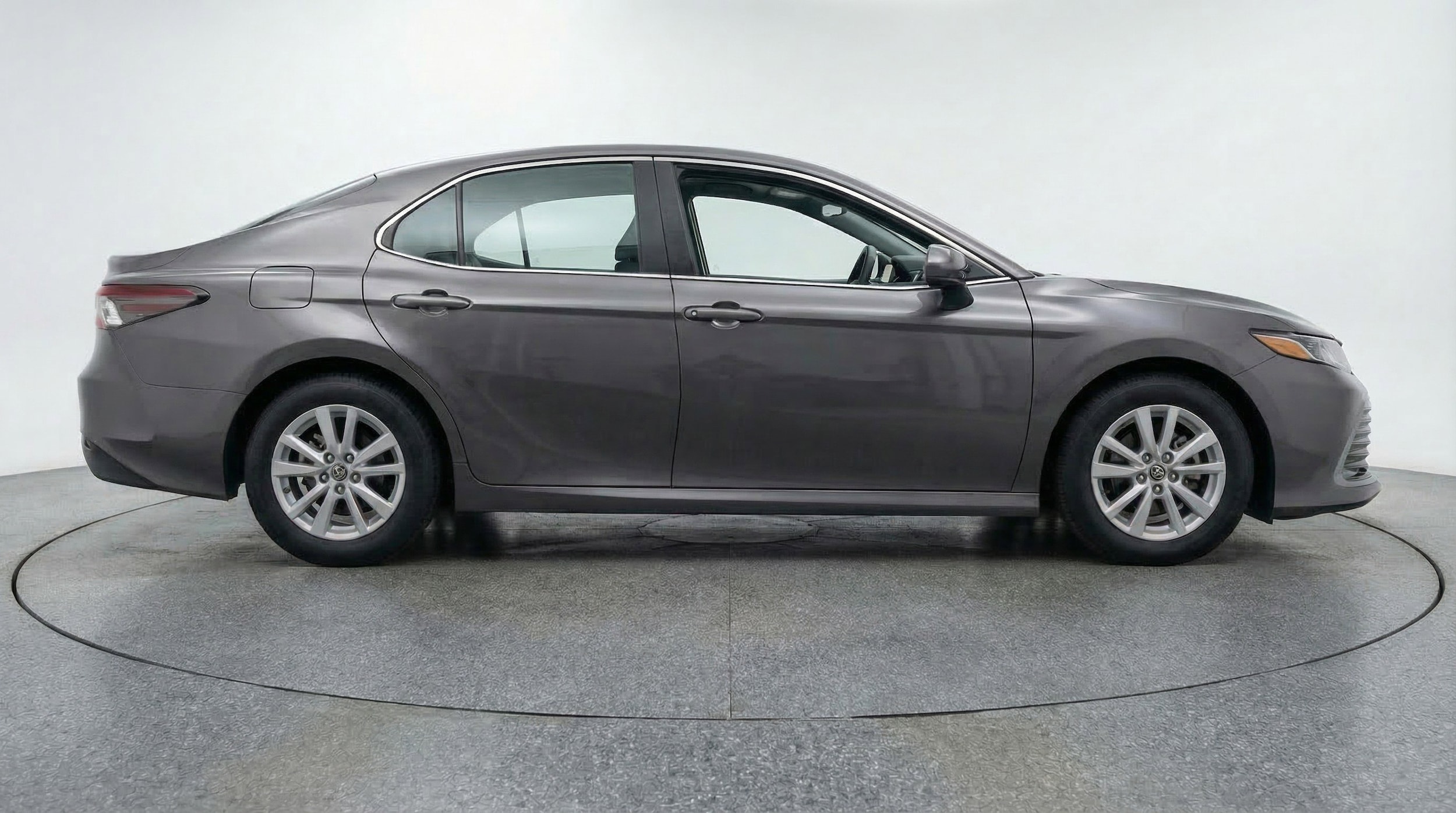 Thumbnail: 2025 Toyota Camry - 11