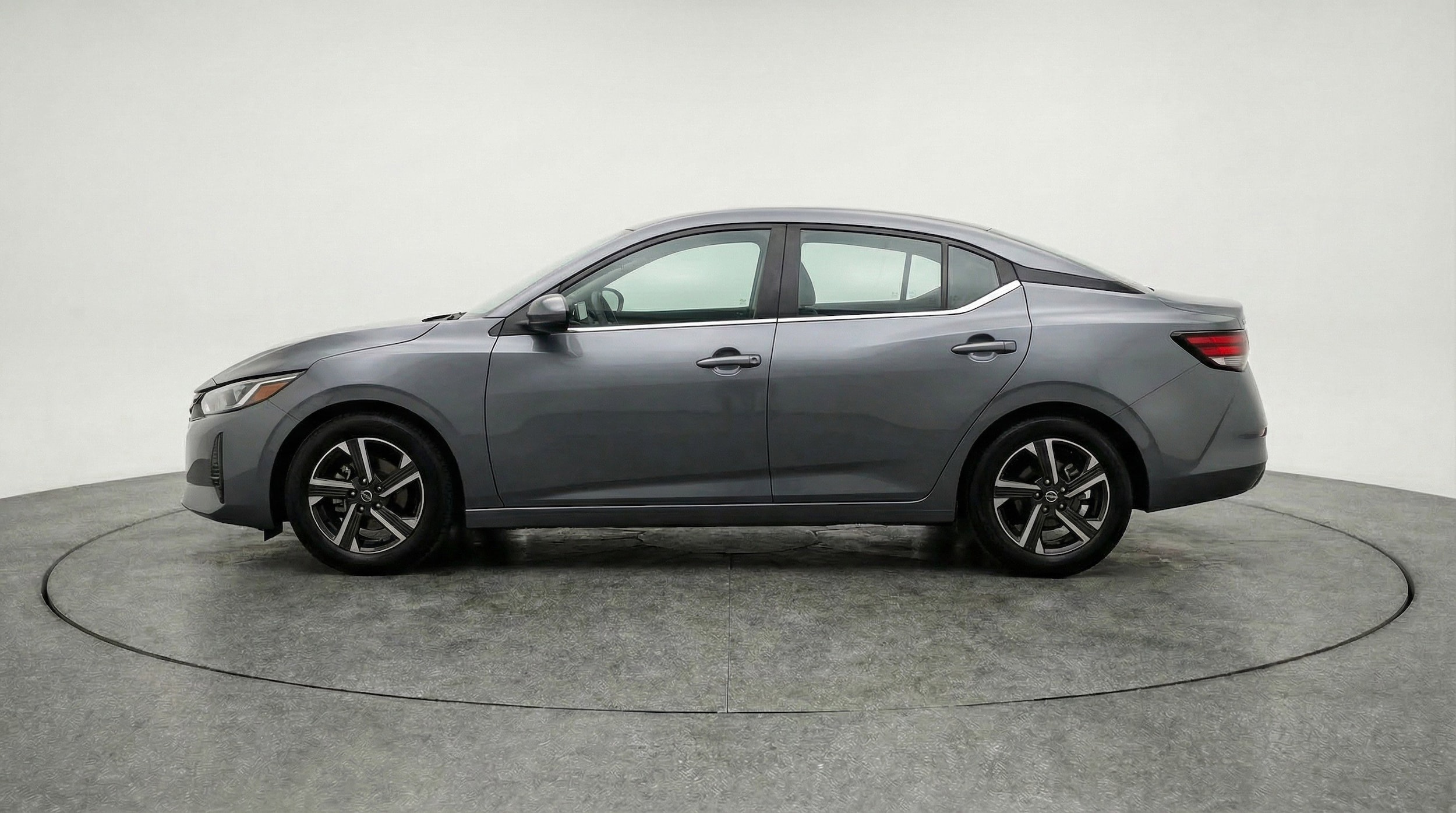 Thumbnail: 2025 Nissan Sentra - 5