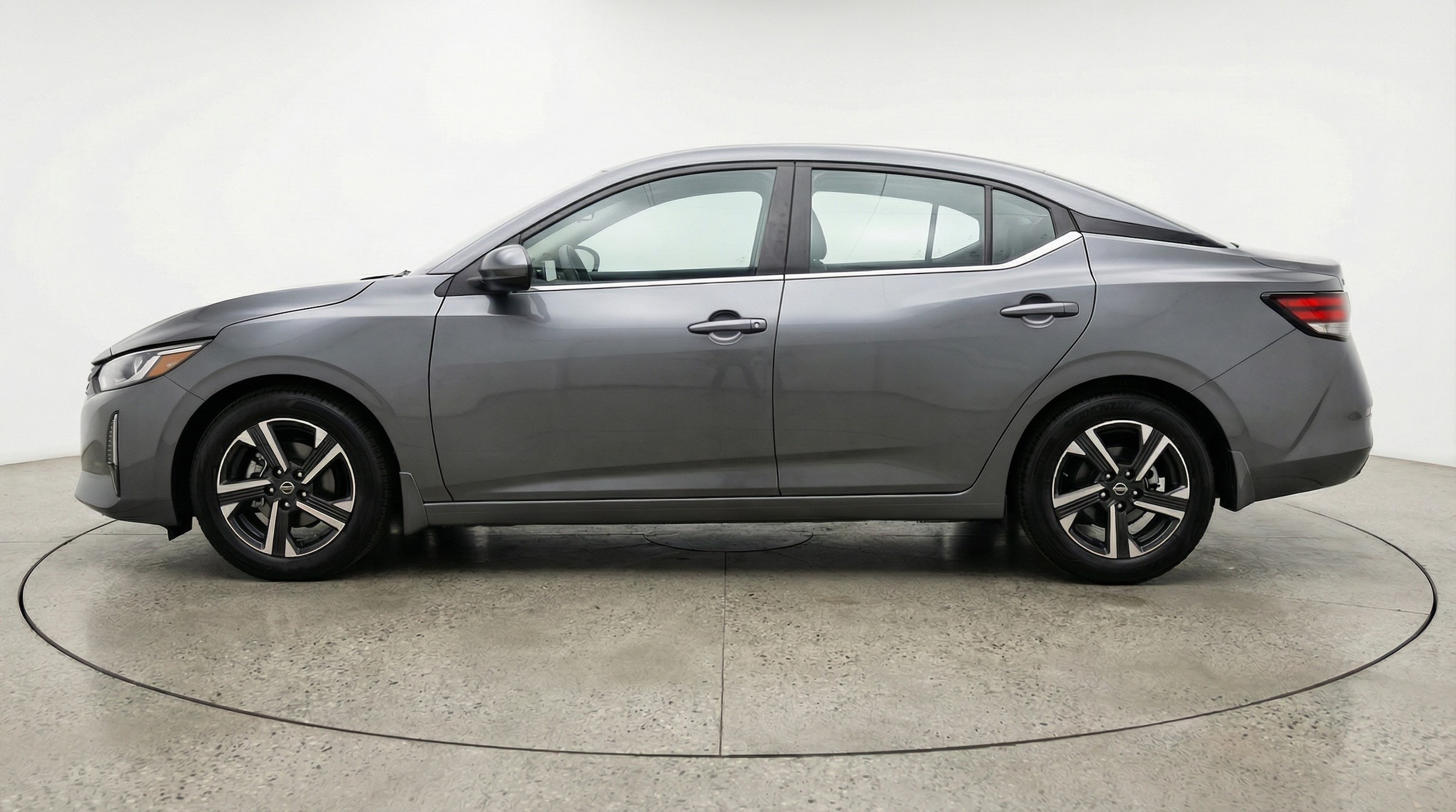 Thumbnail: 2025 Nissan Sentra - 4