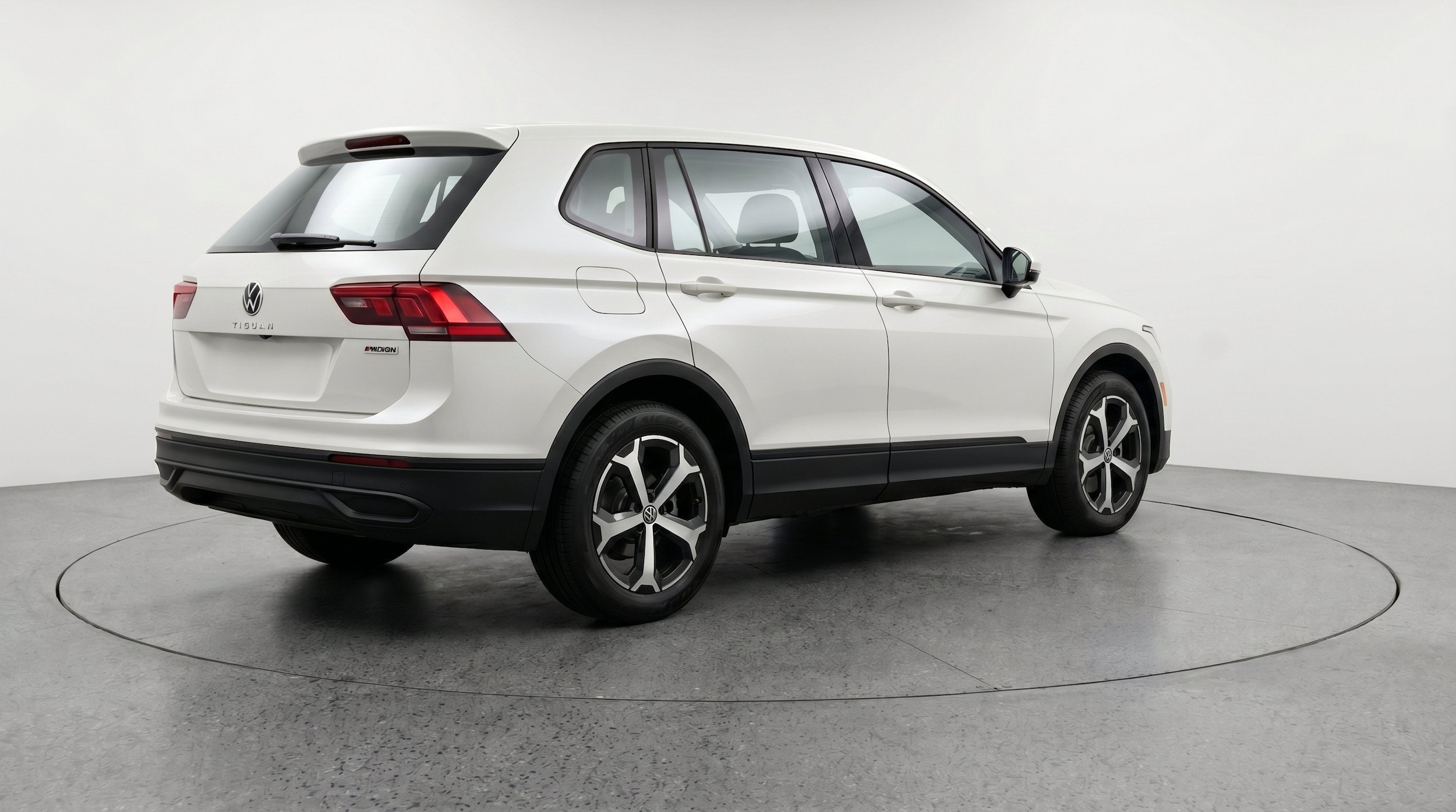 Thumbnail: 2026 Volkswagen Tiguan - 9