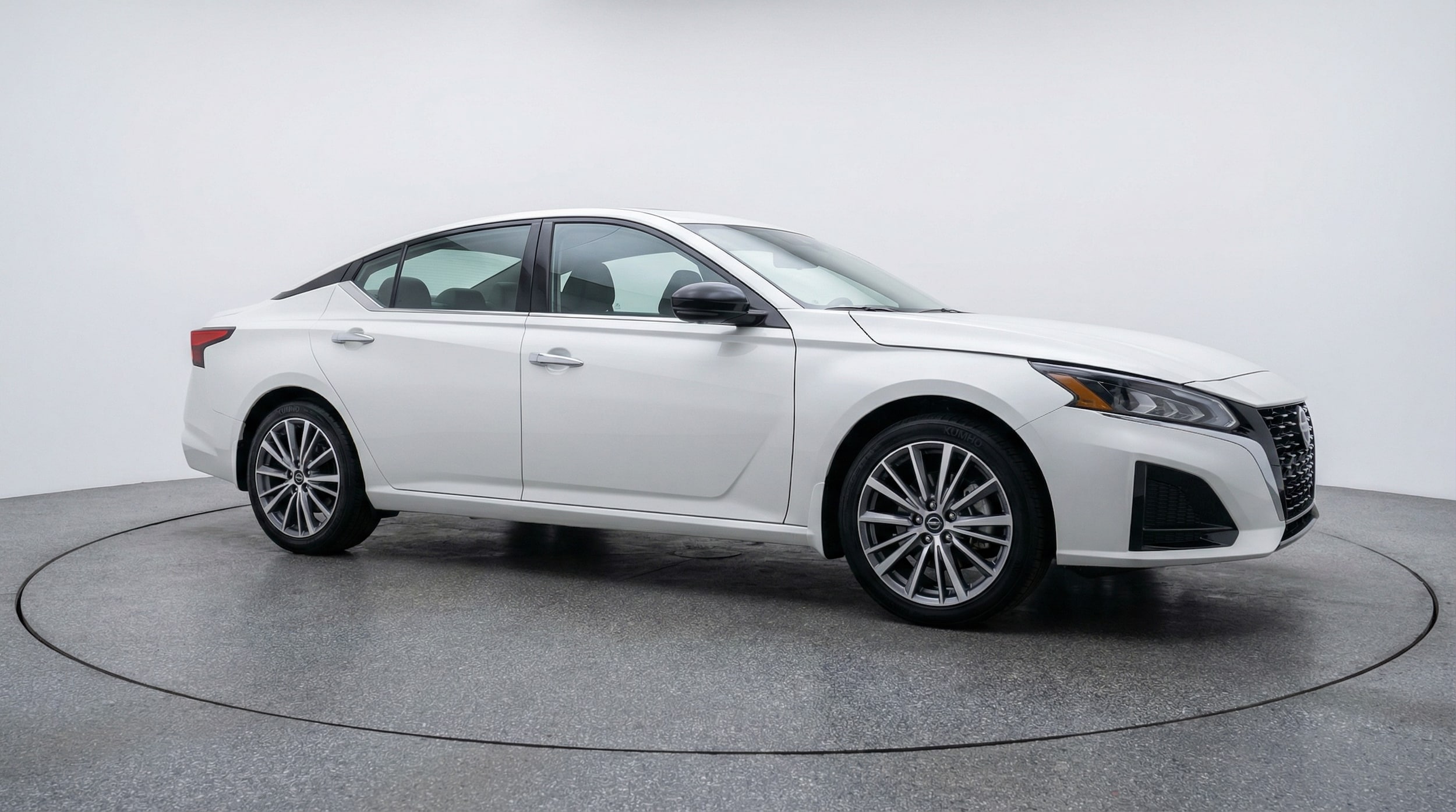 Thumbnail: 2025 Nissan Altima - 1