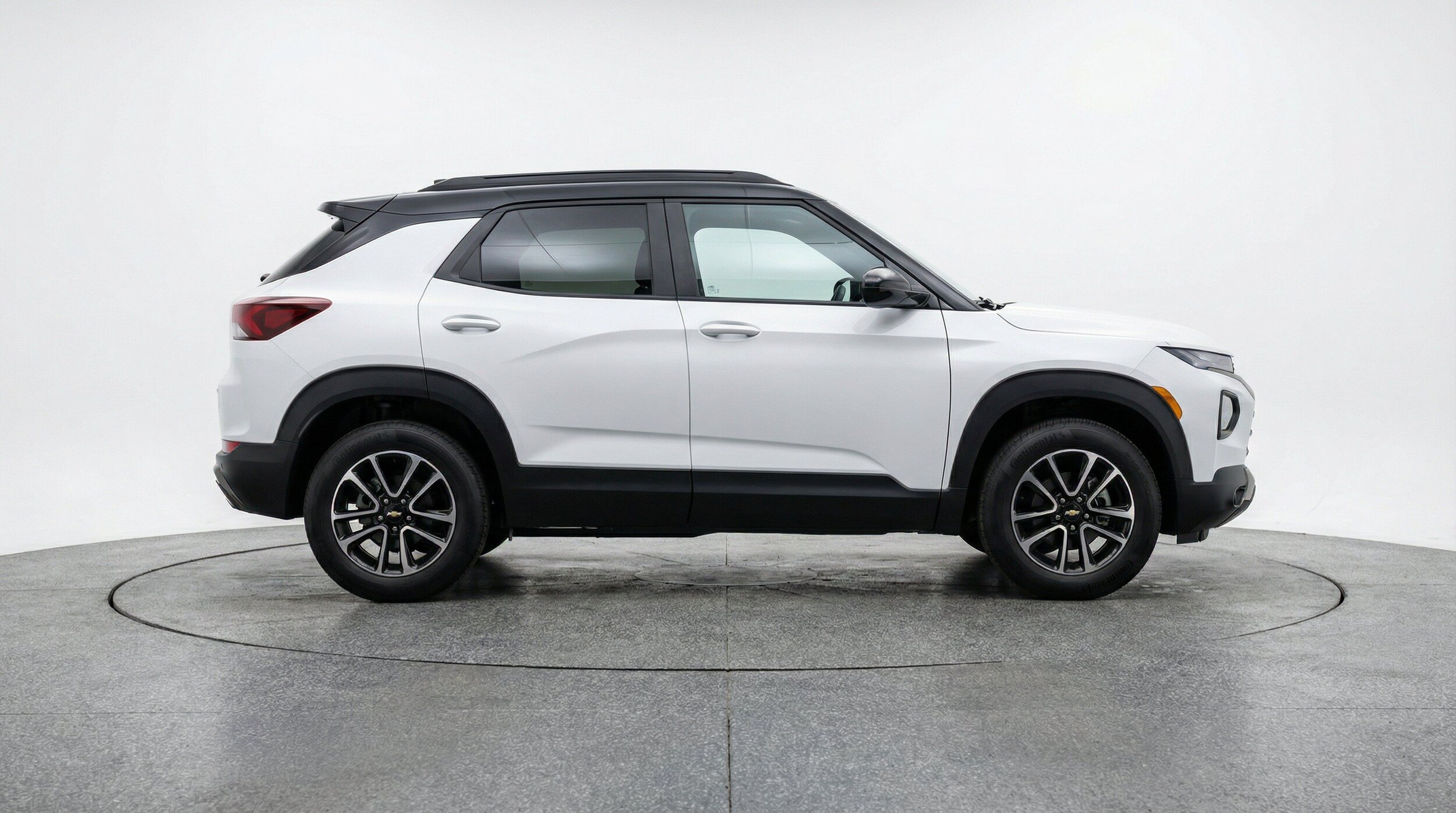 Thumbnail: 2025 Chevrolet TrailBlazer - 11