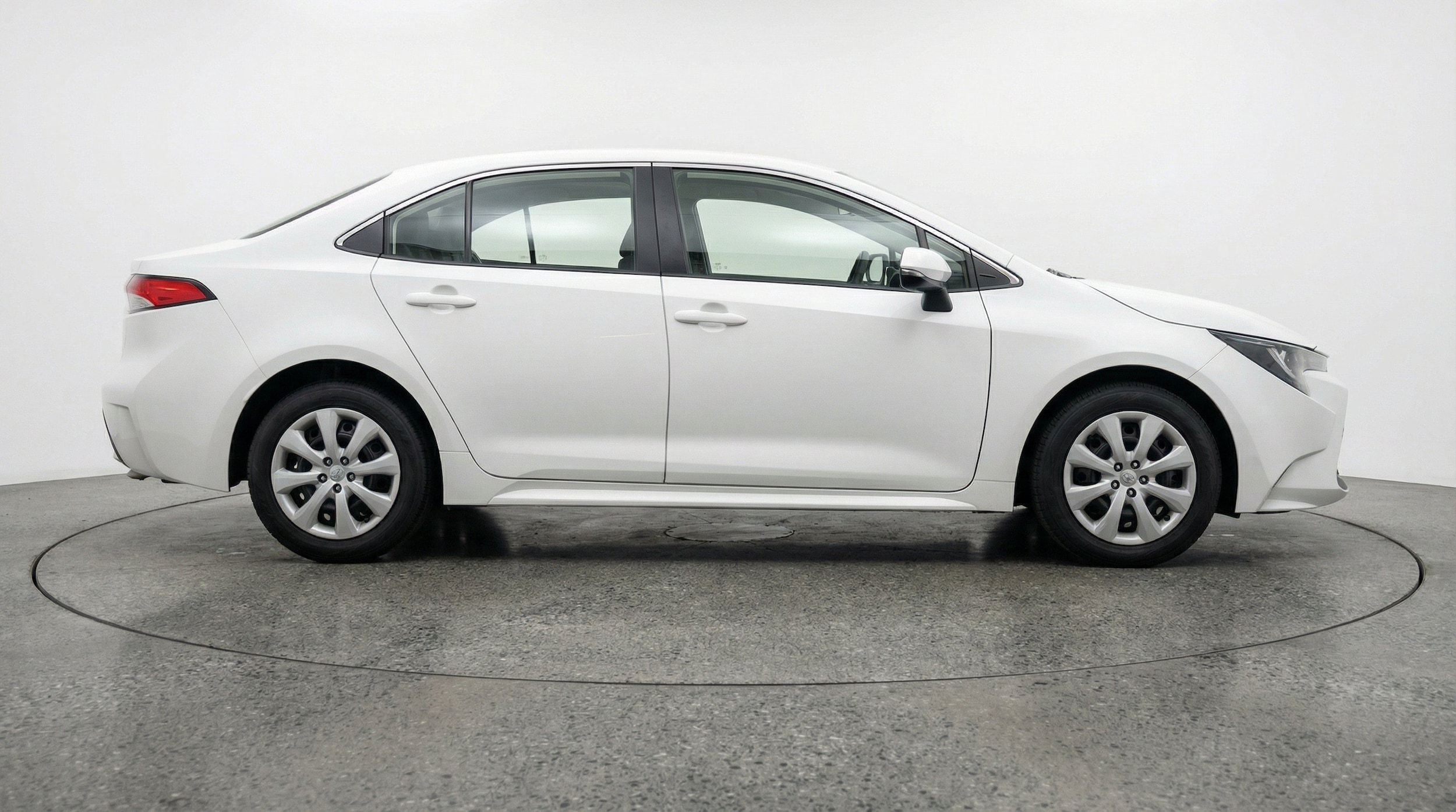 Thumbnail: 2025 Toyota Corolla - 11