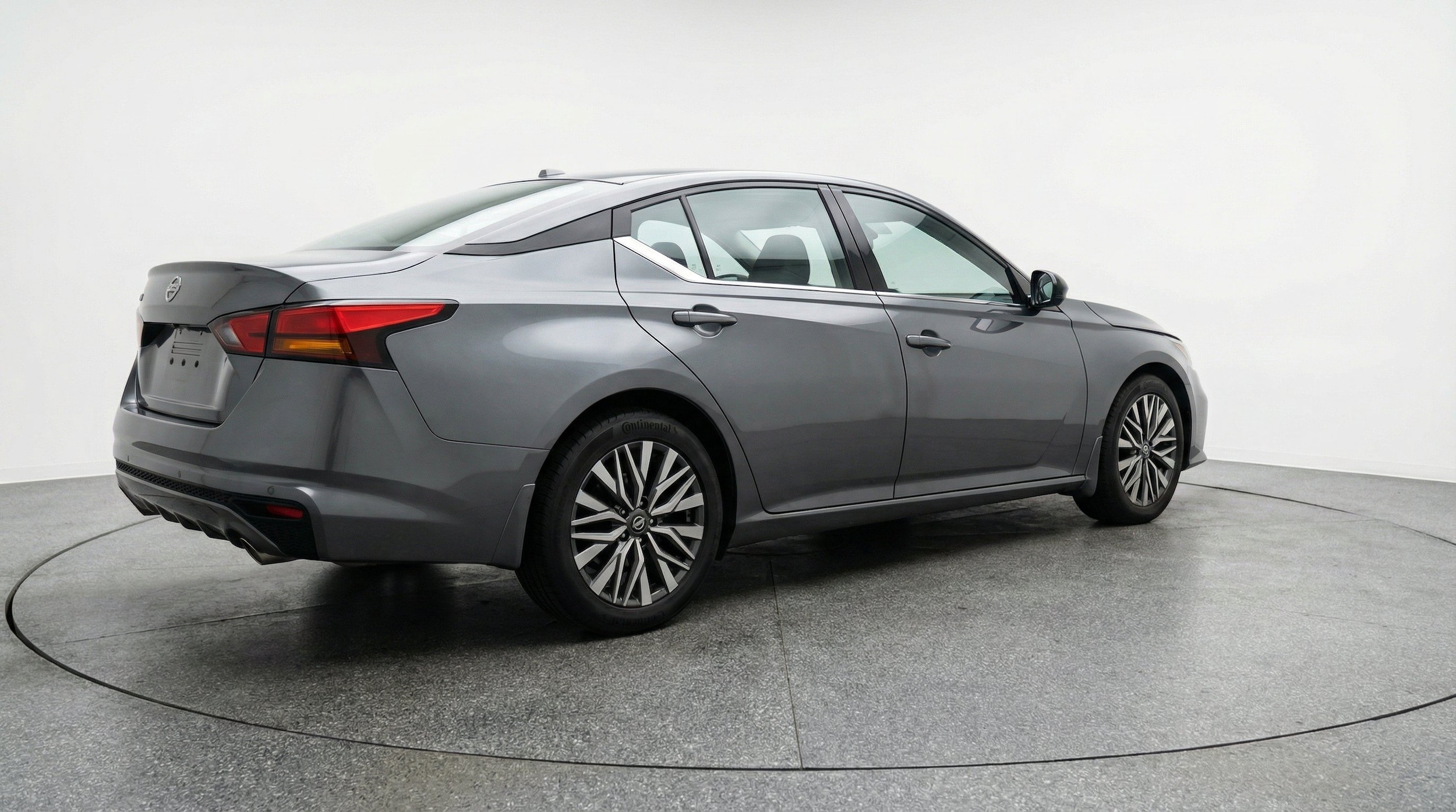 Thumbnail: 2025 Nissan Altima - 9