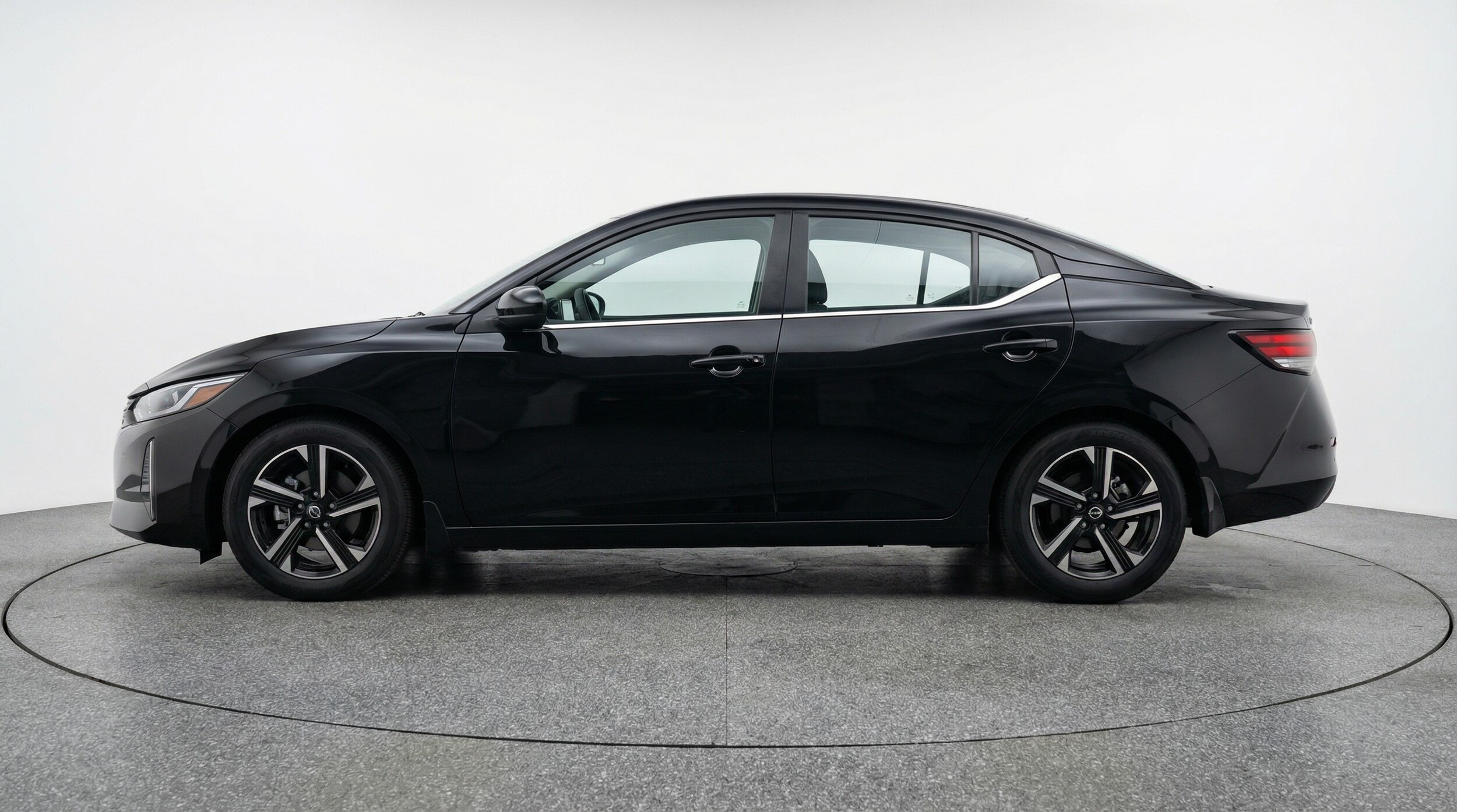 Thumbnail: 2025 Nissan Sentra - 4