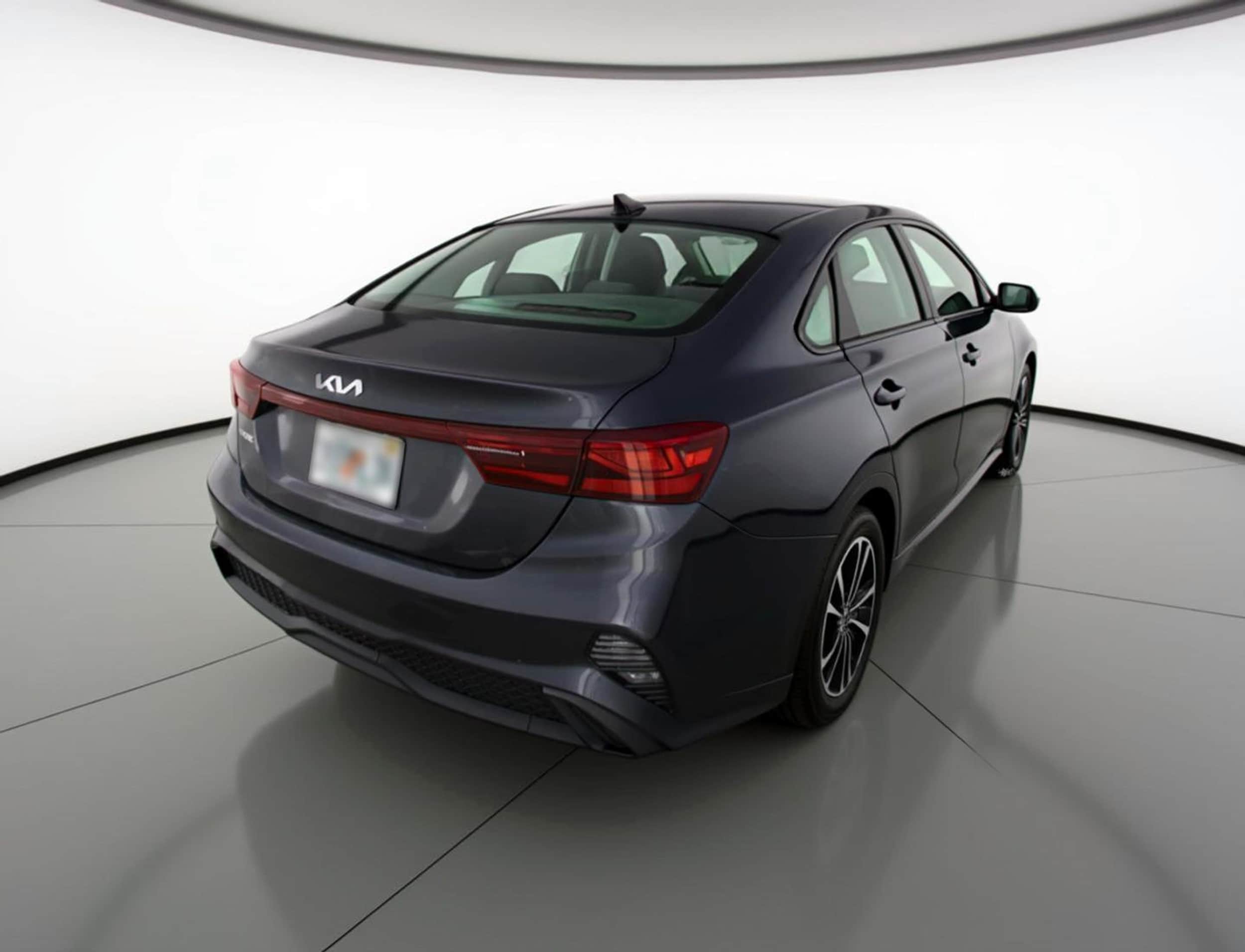 Thumbnail: 2024 Kia Forte - 7