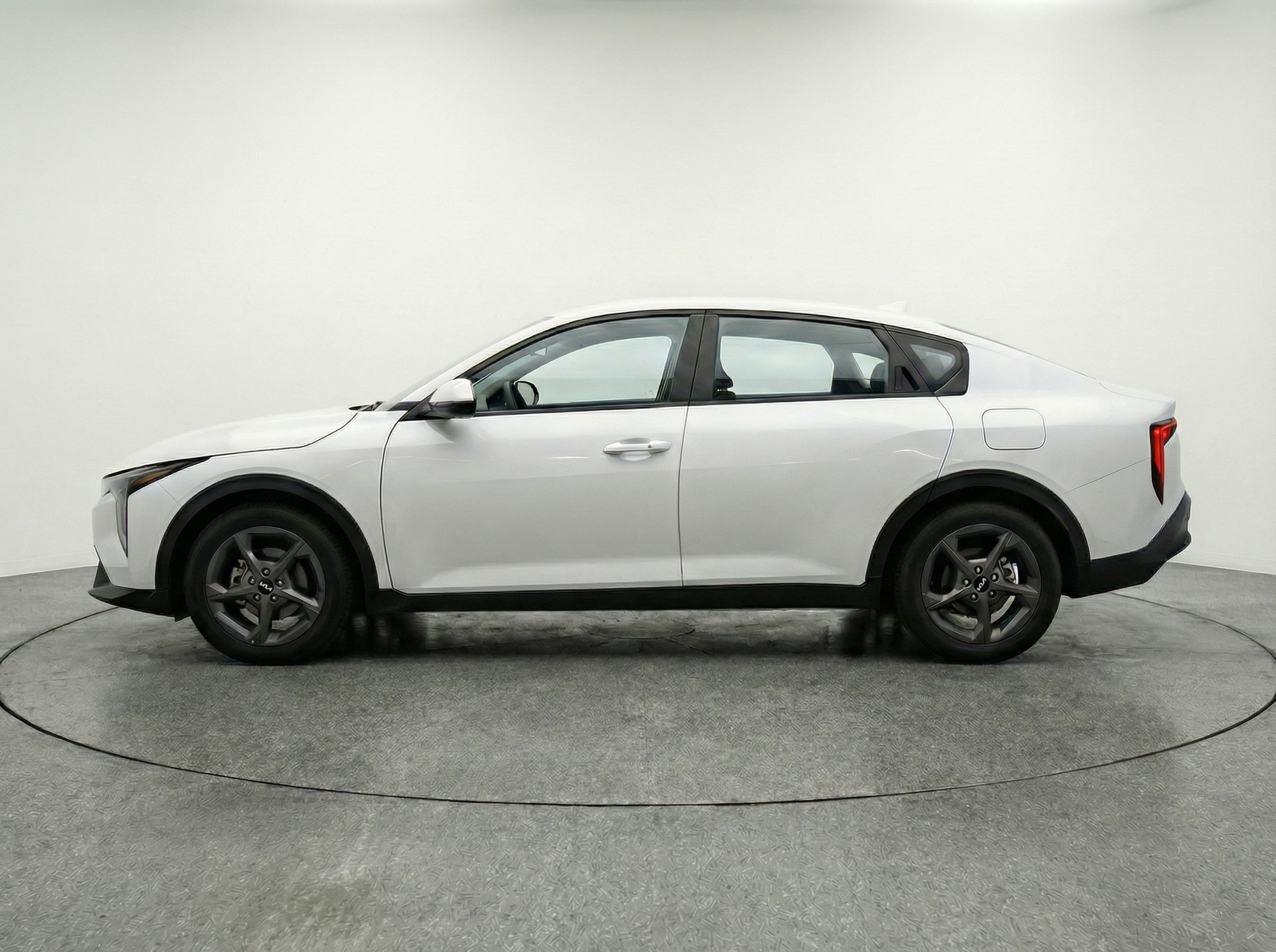 Thumbnail: 2025 Kia K4 - 4