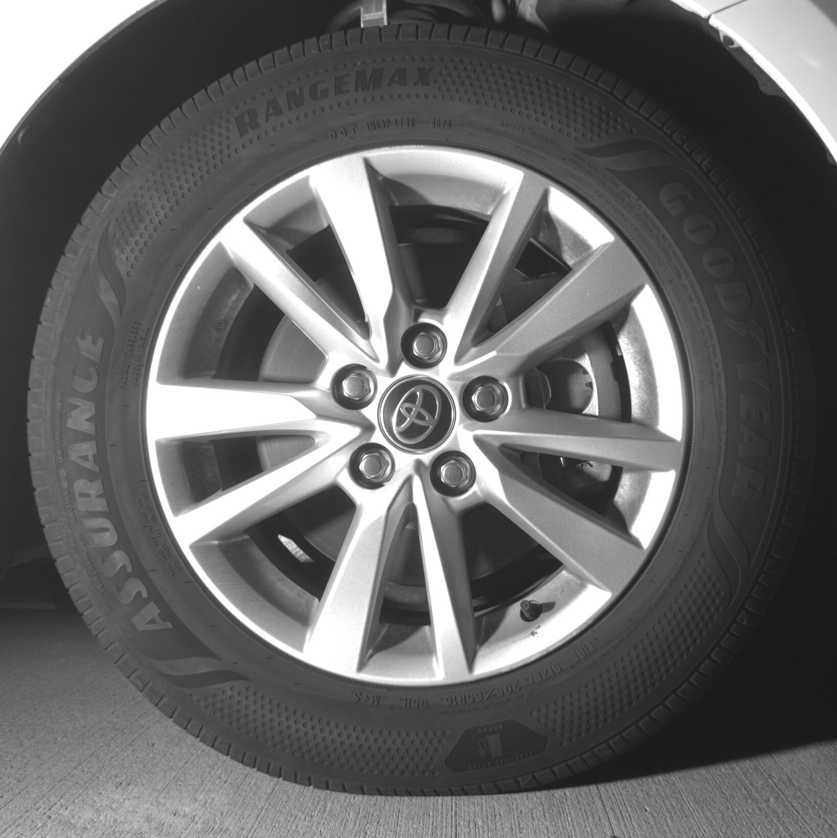 Thumbnail: 2025 Toyota Camry - 10