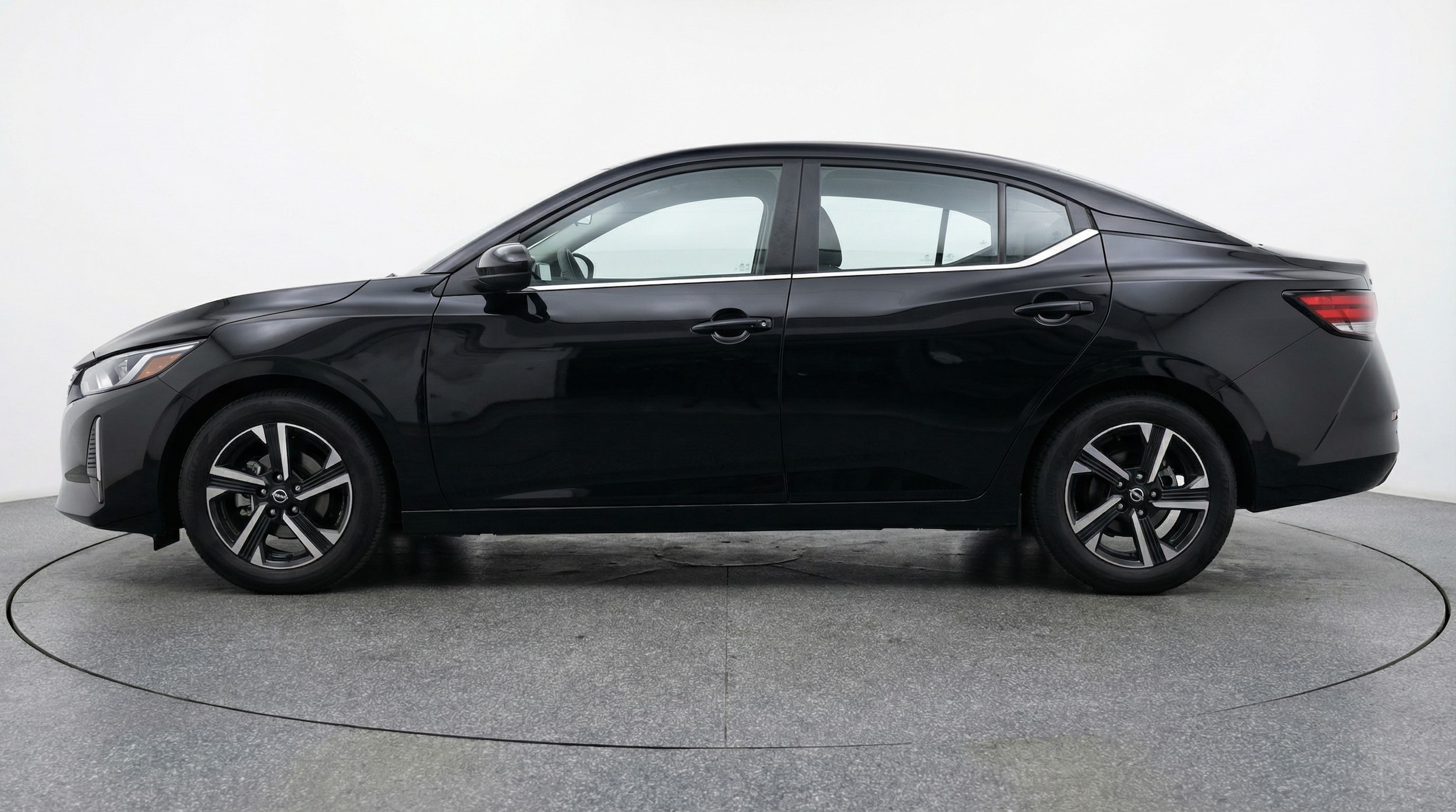 Thumbnail: 2025 Nissan Sentra - 4