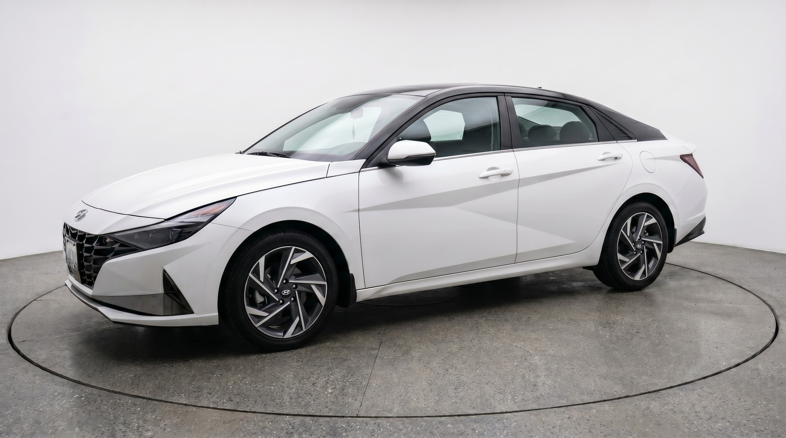 Thumbnail: 2025 Hyundai Elantra - 3