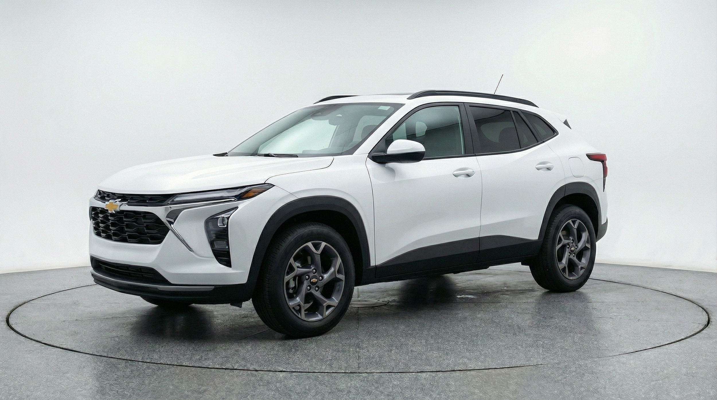 Thumbnail: 2025 Chevrolet Trax - 3