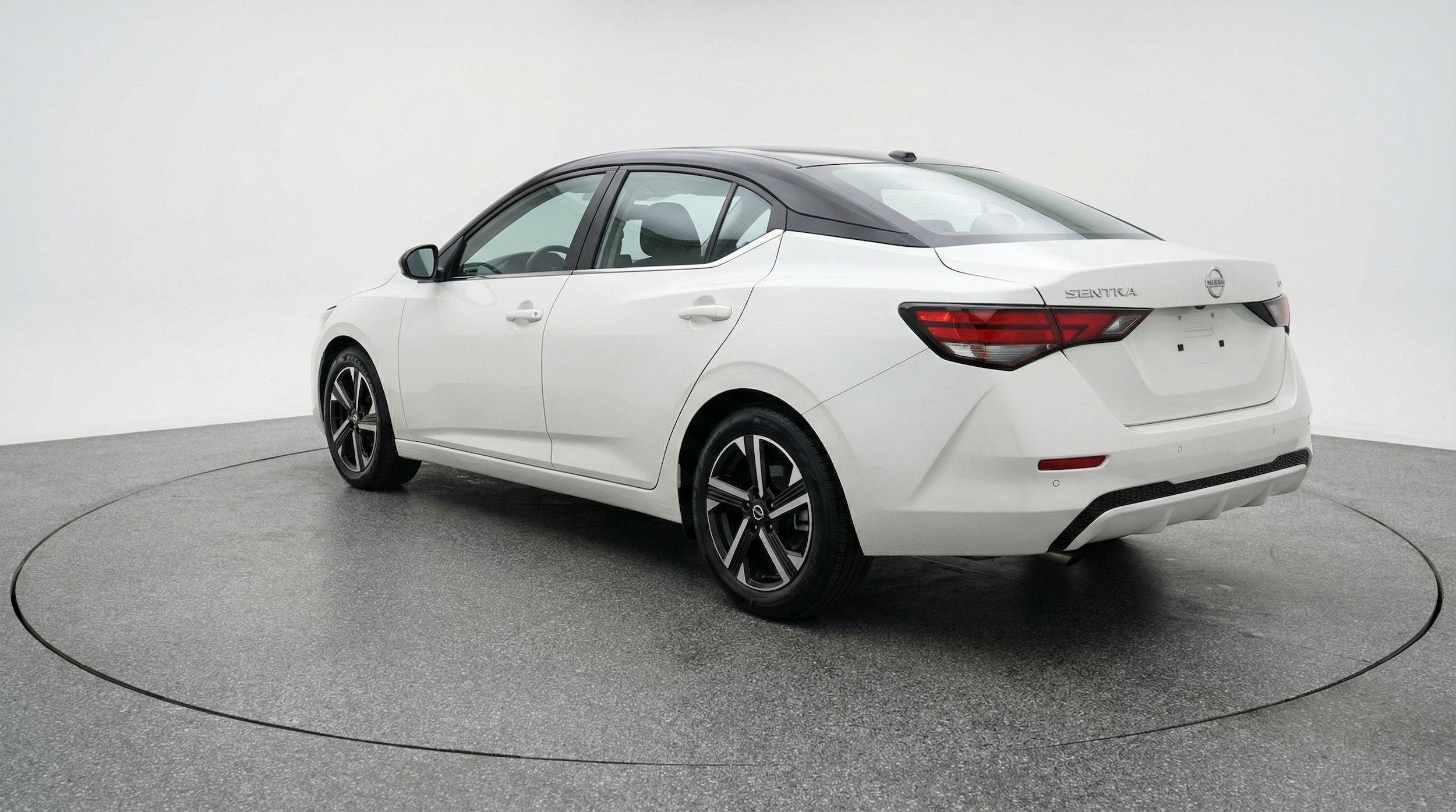 Thumbnail: 2025 Nissan Sentra - 5