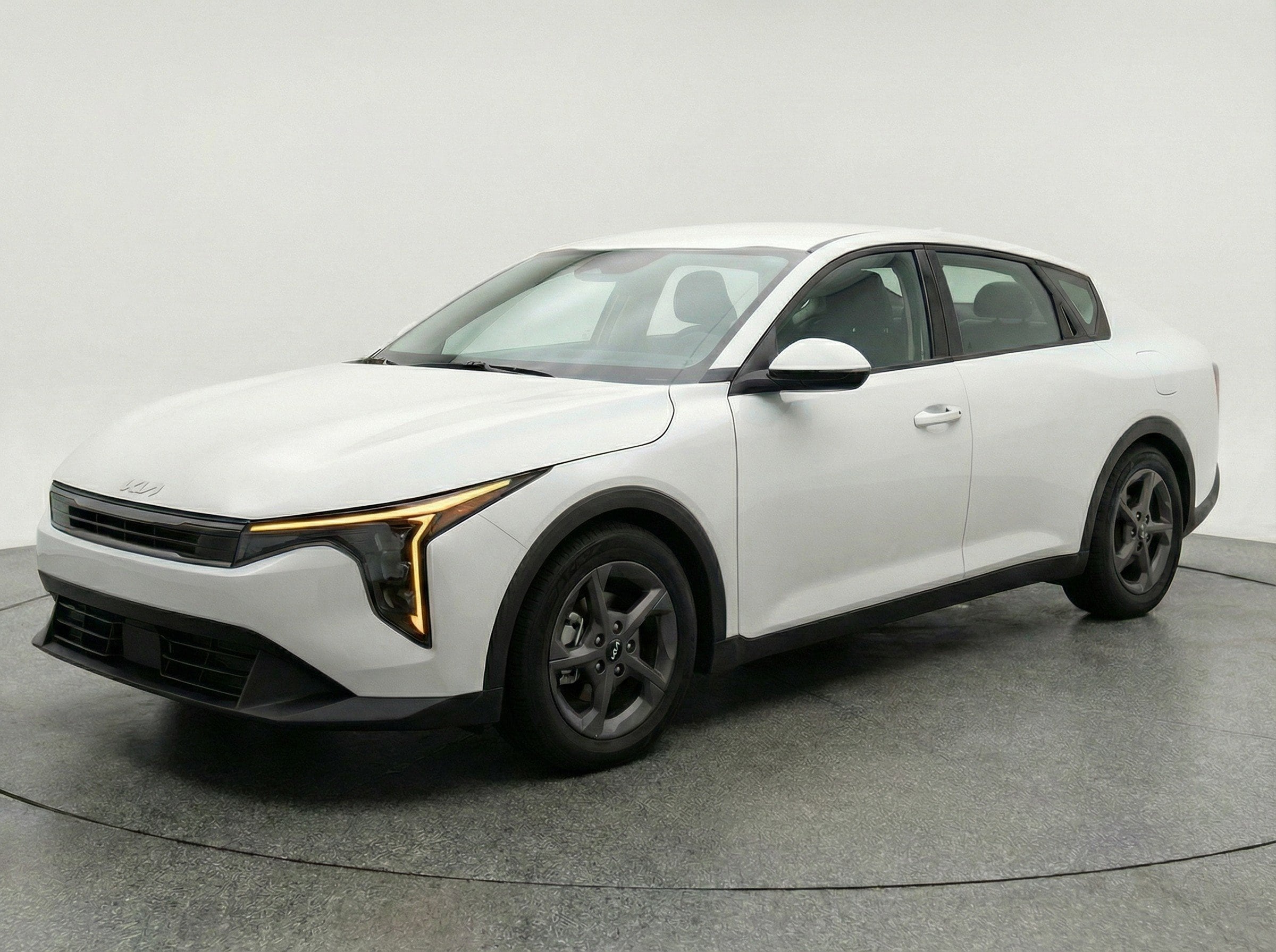 Thumbnail: 2025 Kia K4 - 3