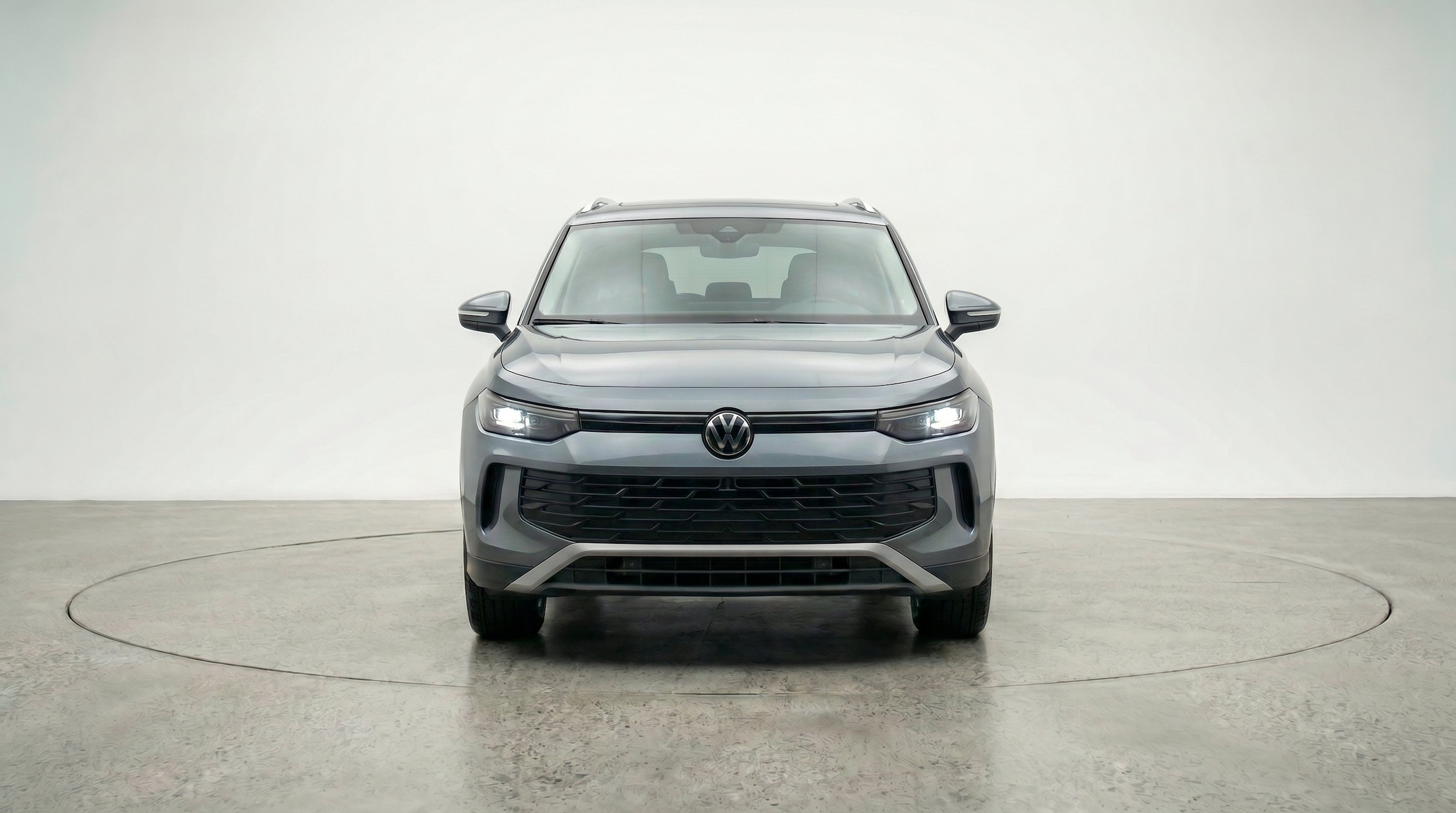 Thumbnail: 2026 Volkswagen Tiguan - 2