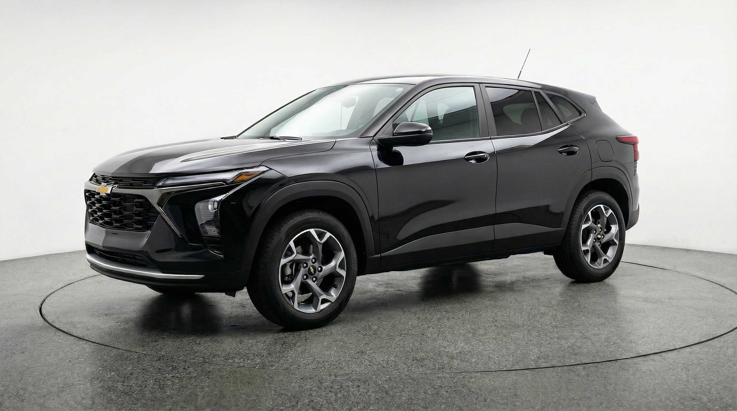 Thumbnail: 2025 Chevrolet Trax - 3