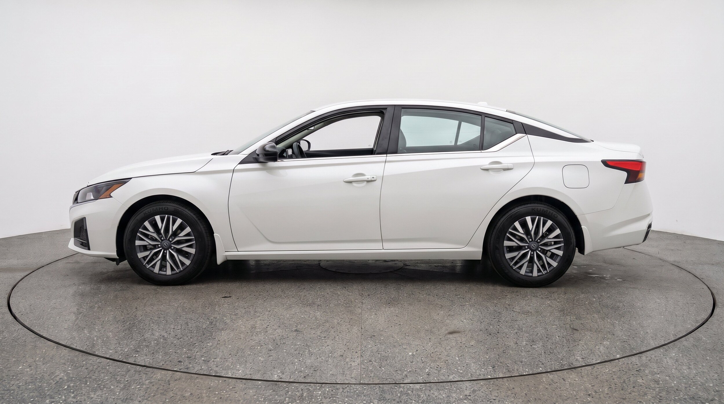 Thumbnail: 2026 Nissan Altima - 5