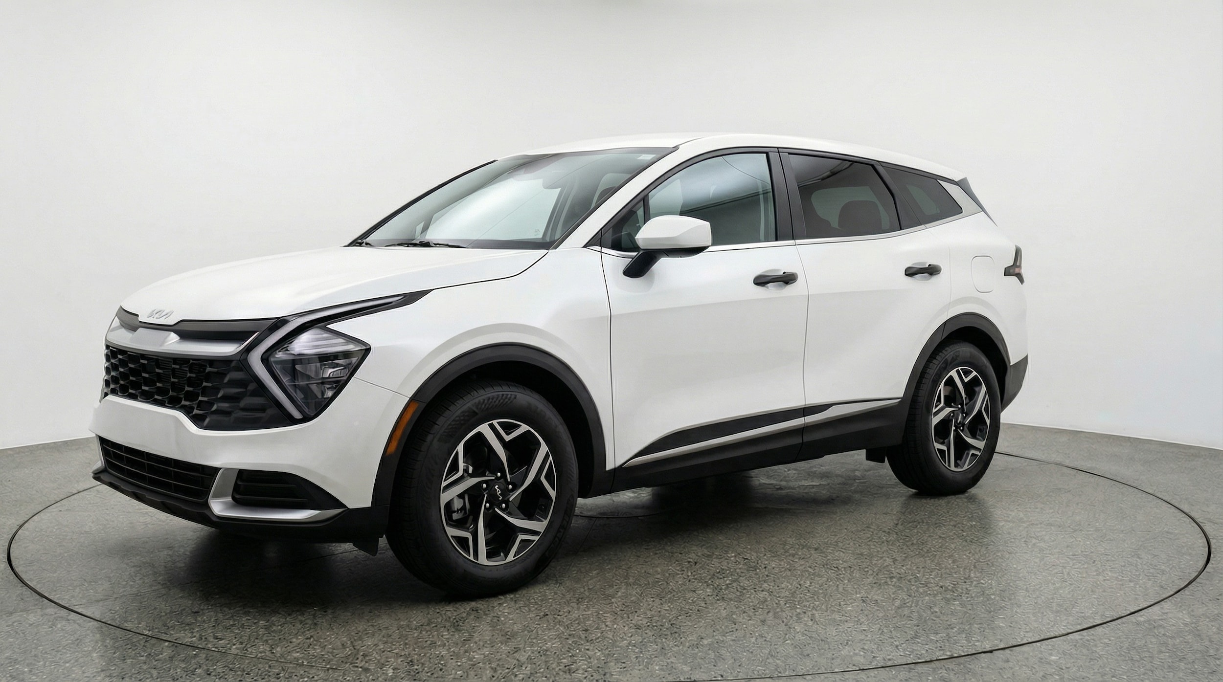 Thumbnail: 2025 Kia Sportage - 3